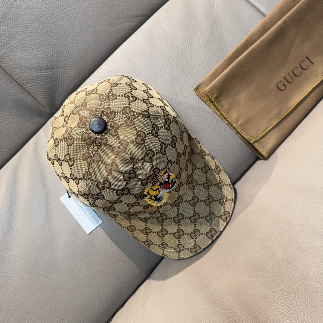 GUCCI 26S BASEBALL CAP STYLE 93