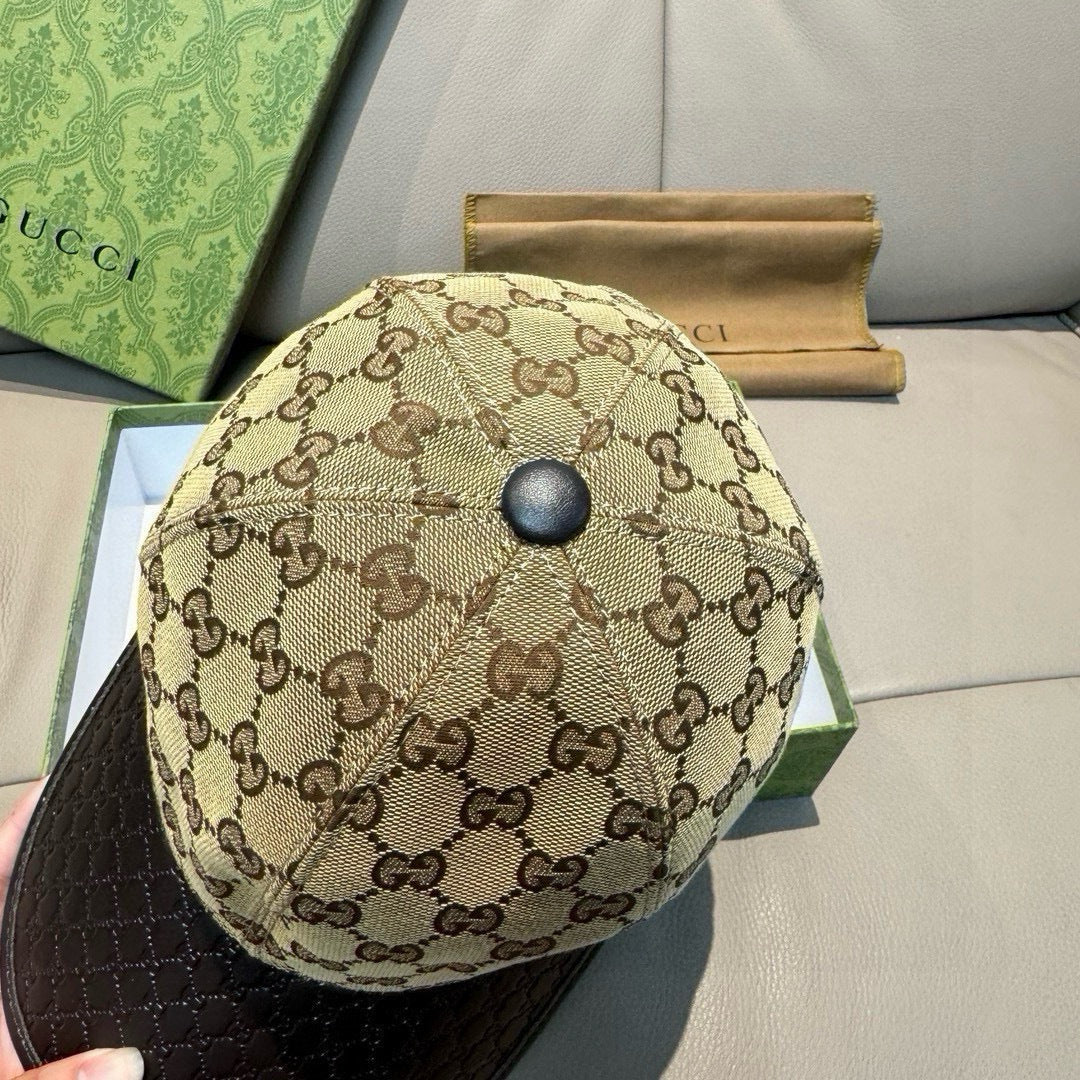 GUCCI 26S BASEBALL CAP STYLE 33