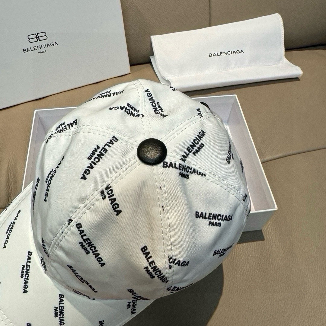 BALENCIAGA 26S BASEBALL CAP STYLE 33