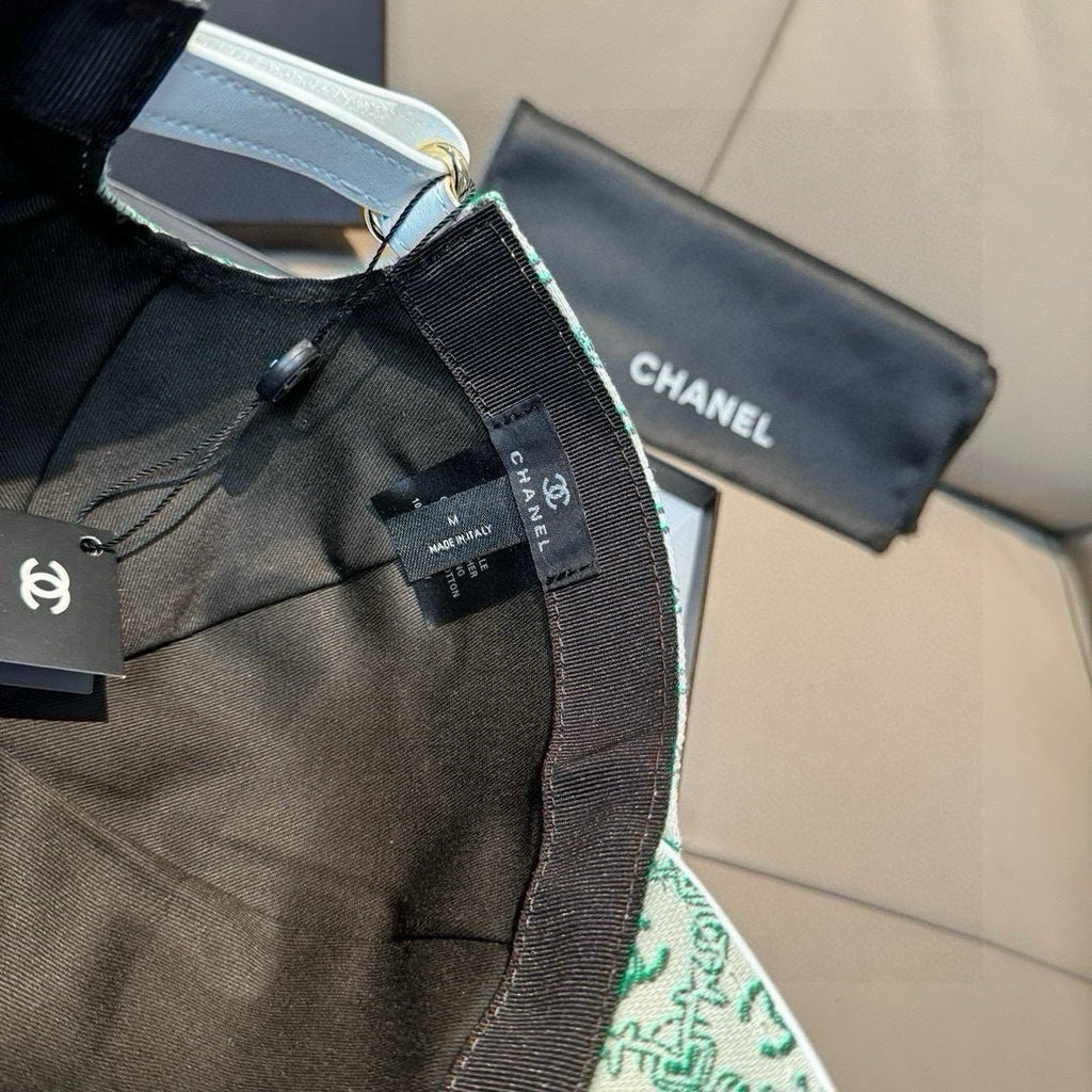 CHANEL 26S BASEBALL CAP 338172