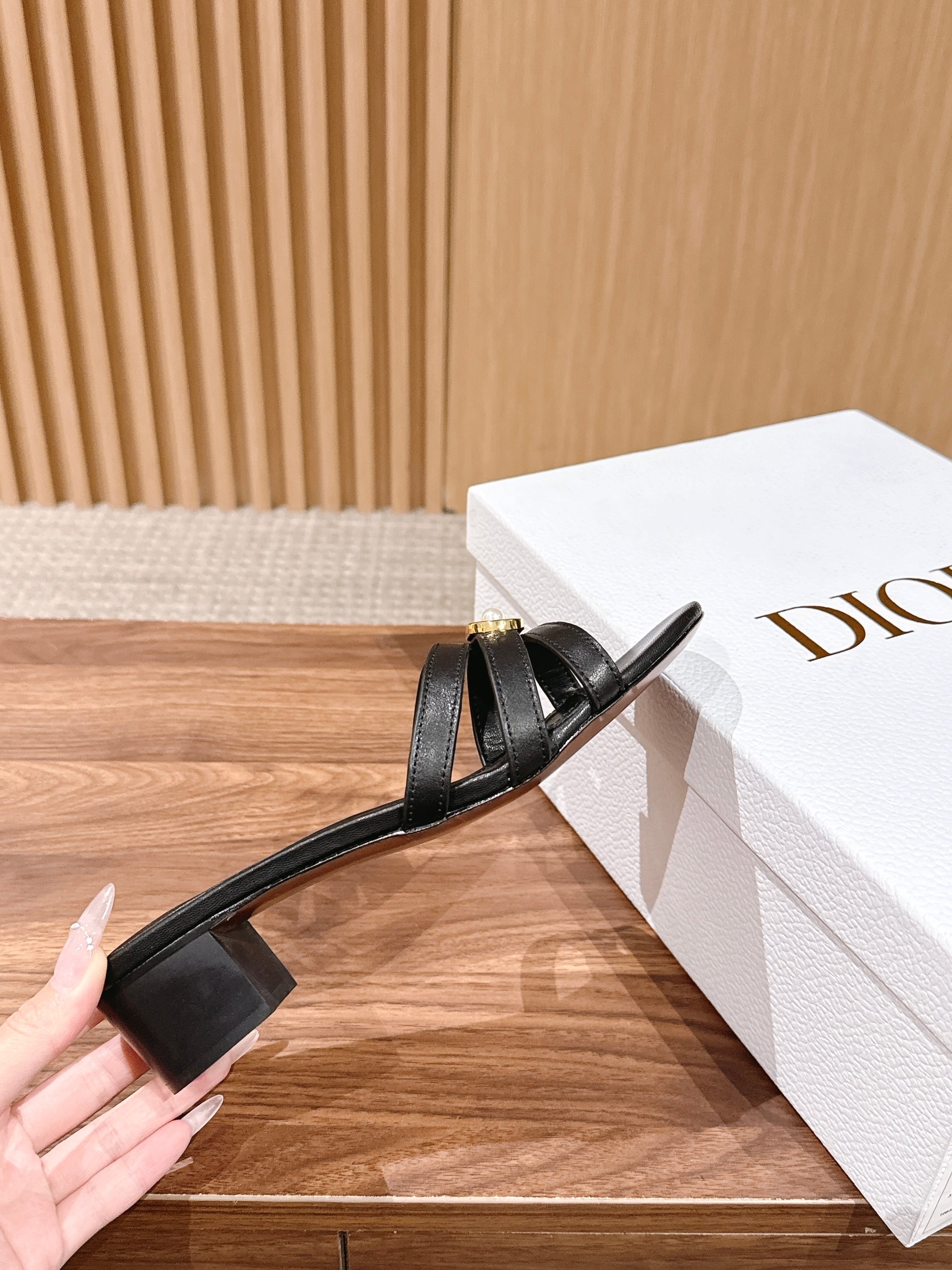 DIOR 26S MID HEEL SANDALS IN BLACK CALFSKIN MULTI STRAP GOLD HARDWARE