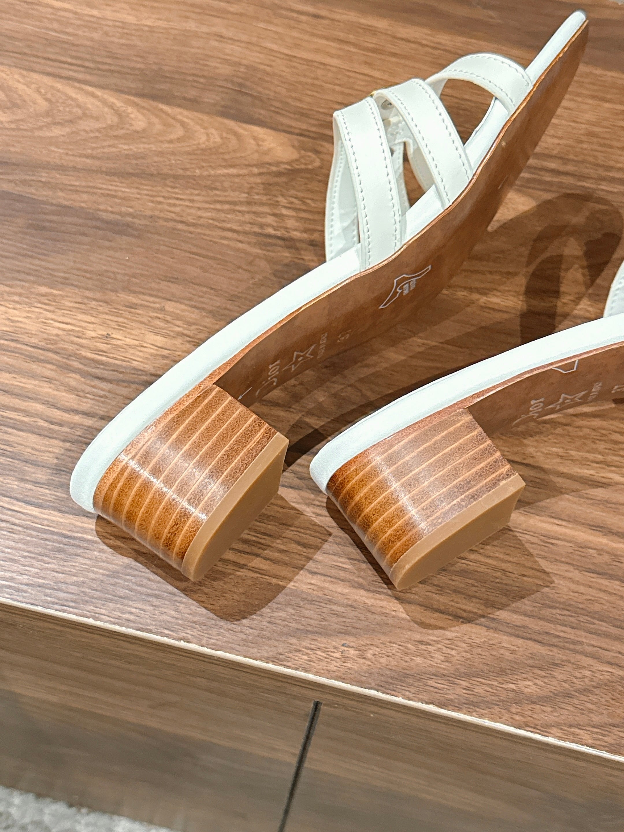 DIOR 26S MID HEEL SANDALS IN WHITE CALFSKIN MULTI STRAP GOLD HARDWARE