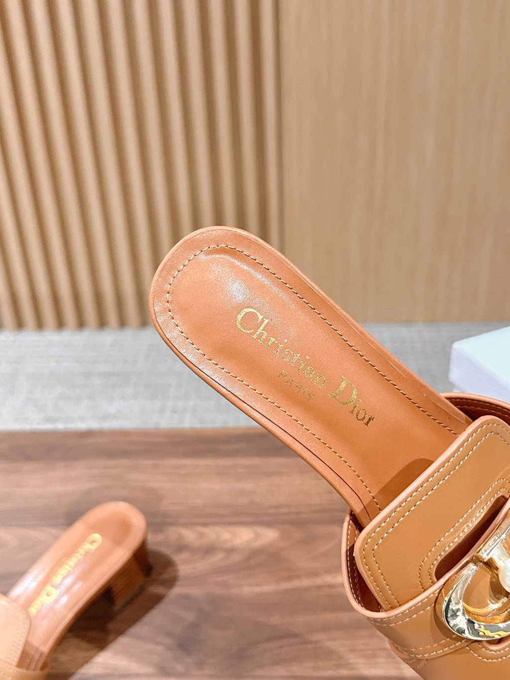 DIOR 26S LOW HEEL SLIDE SANDALS IN CARAMEL BROWN CALFSKIN GOLD PEARL BUCKLE