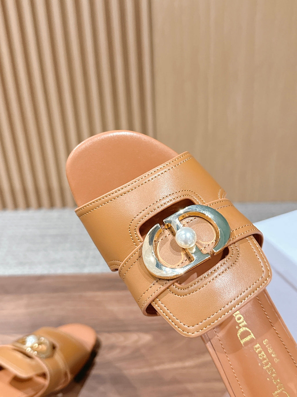 DIOR 26S LOW HEEL SLIDE SANDALS IN CARAMEL BROWN CALFSKIN GOLD PEARL BUCKLE