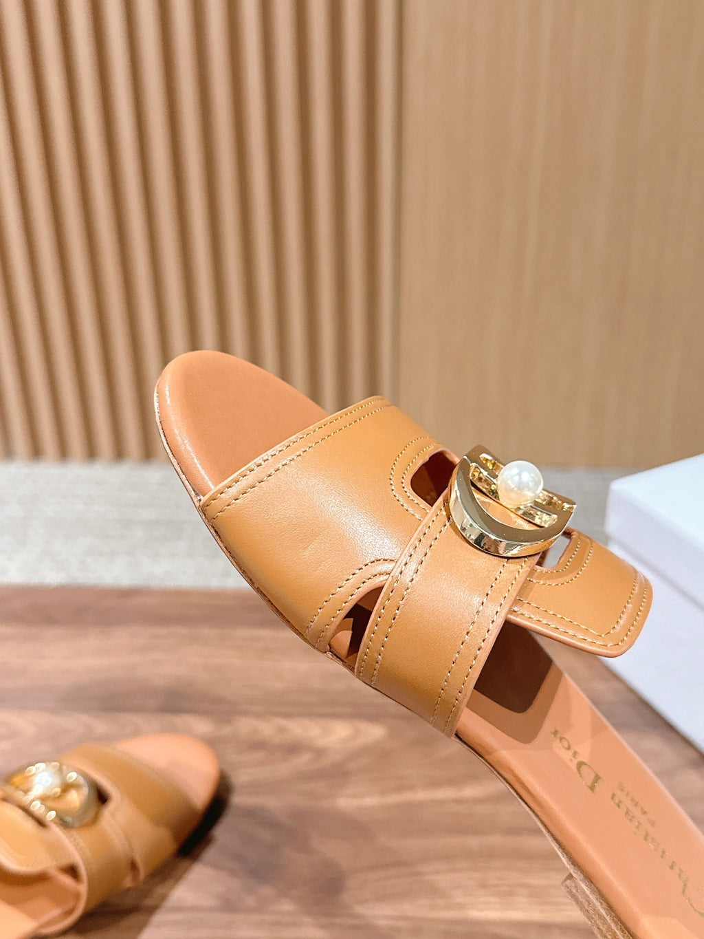 DIOR 26S WIDE STRAP SLIDE SANDALS IN CARAMEL BROWN CALFSKIN PEARL GOLD BUCKLE