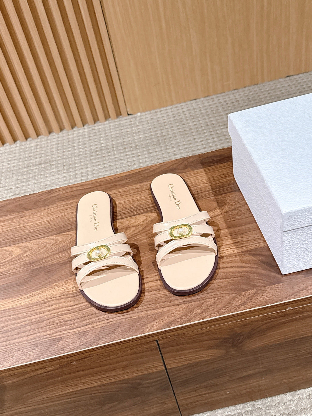 DIOR 26S MULTI STRAP SLIDE SANDALS IN BEIGE CALFSKIN GOLD BUCKLE