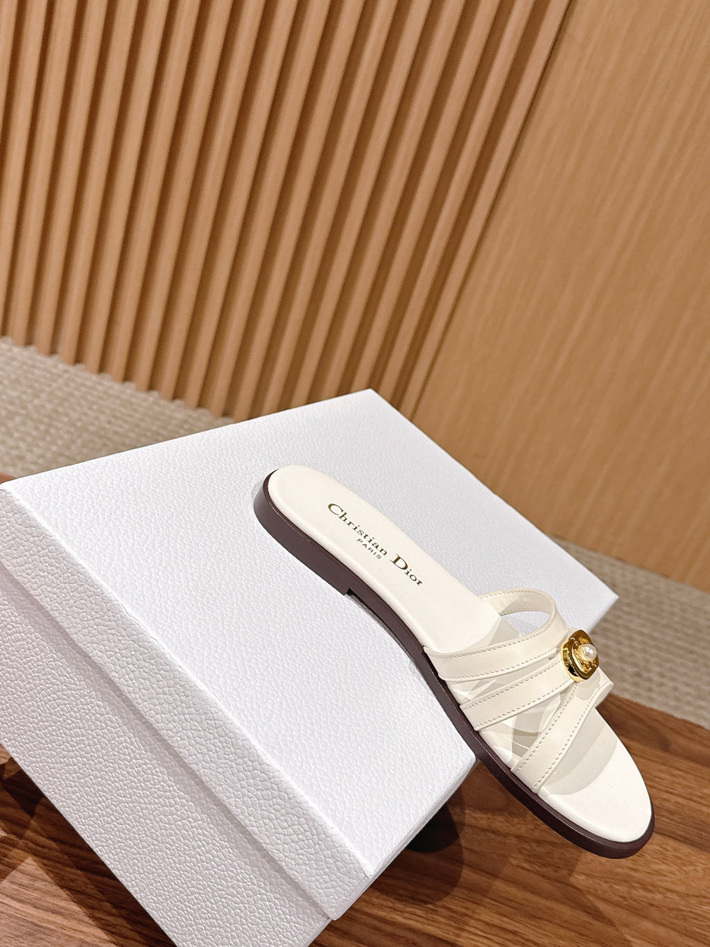 DIOR 26S MULTI STRAP SLIDE SANDALS IN WHITE CALFSKIN GOLD BUCKLE