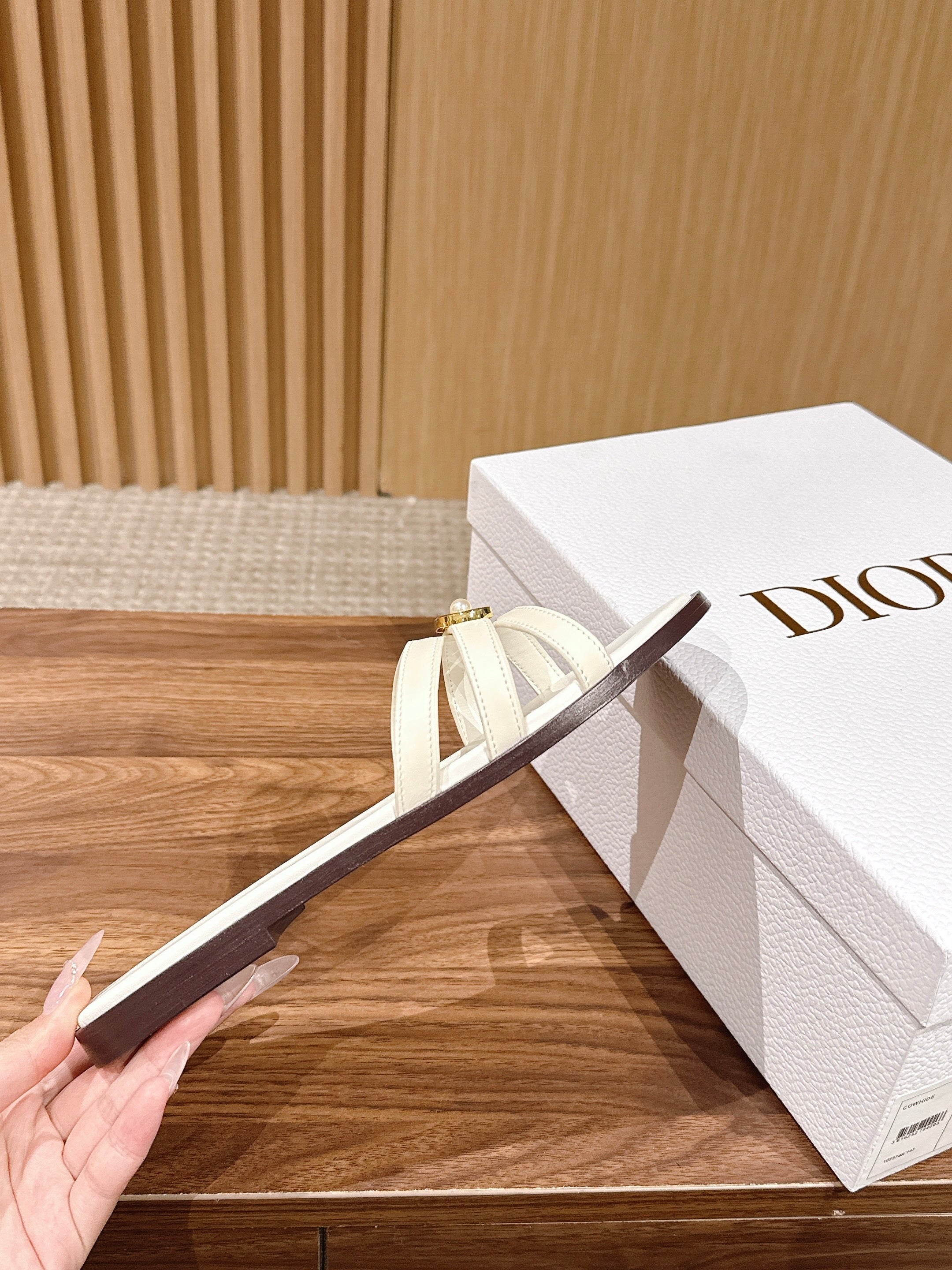 DIOR 26S MULTI STRAP SLIDE SANDALS IN WHITE CALFSKIN GOLD BUCKLE