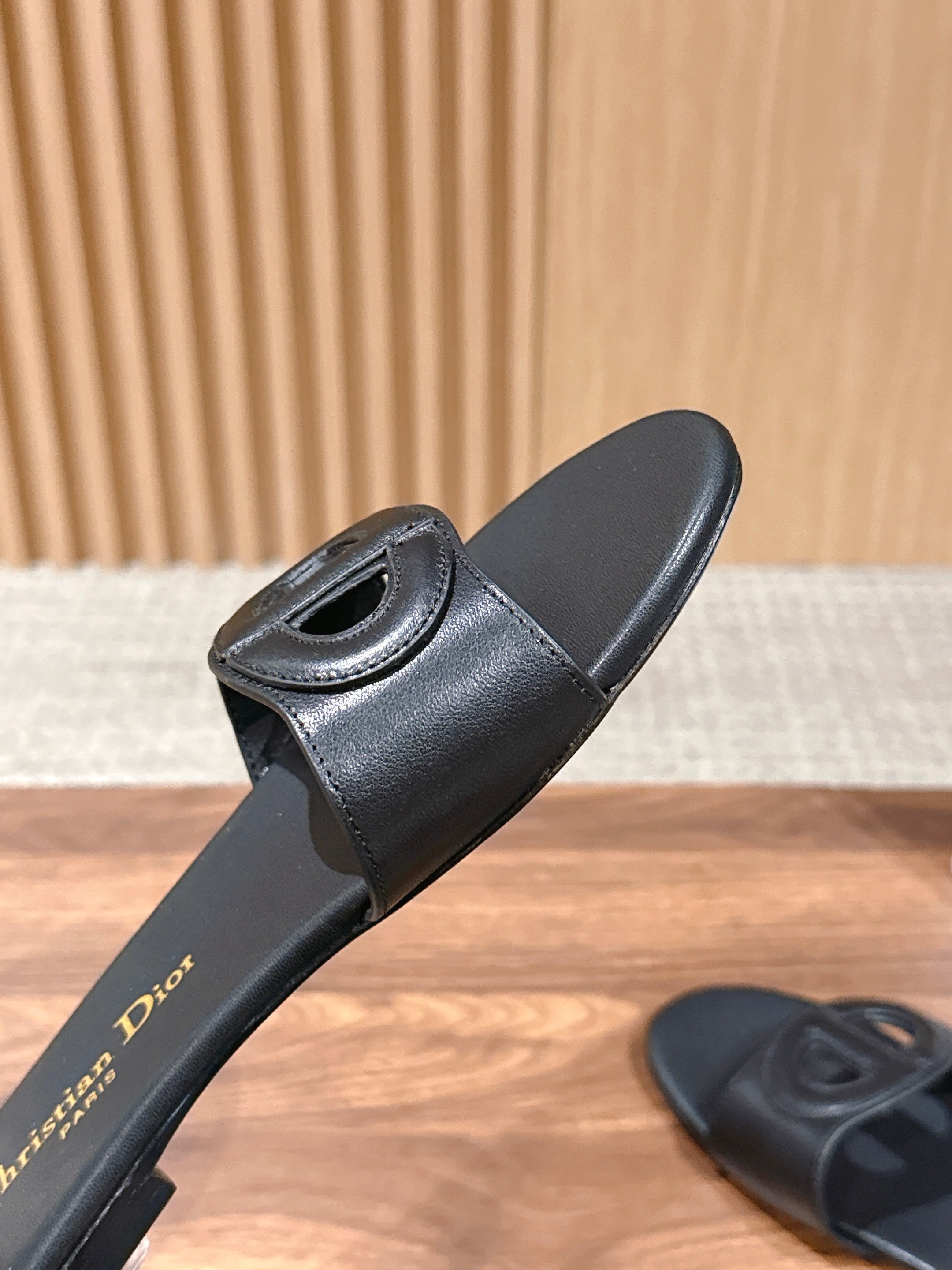 DIOR 26S SLIDE SANDALS IN BLACK CALFSKIN CD LOGO