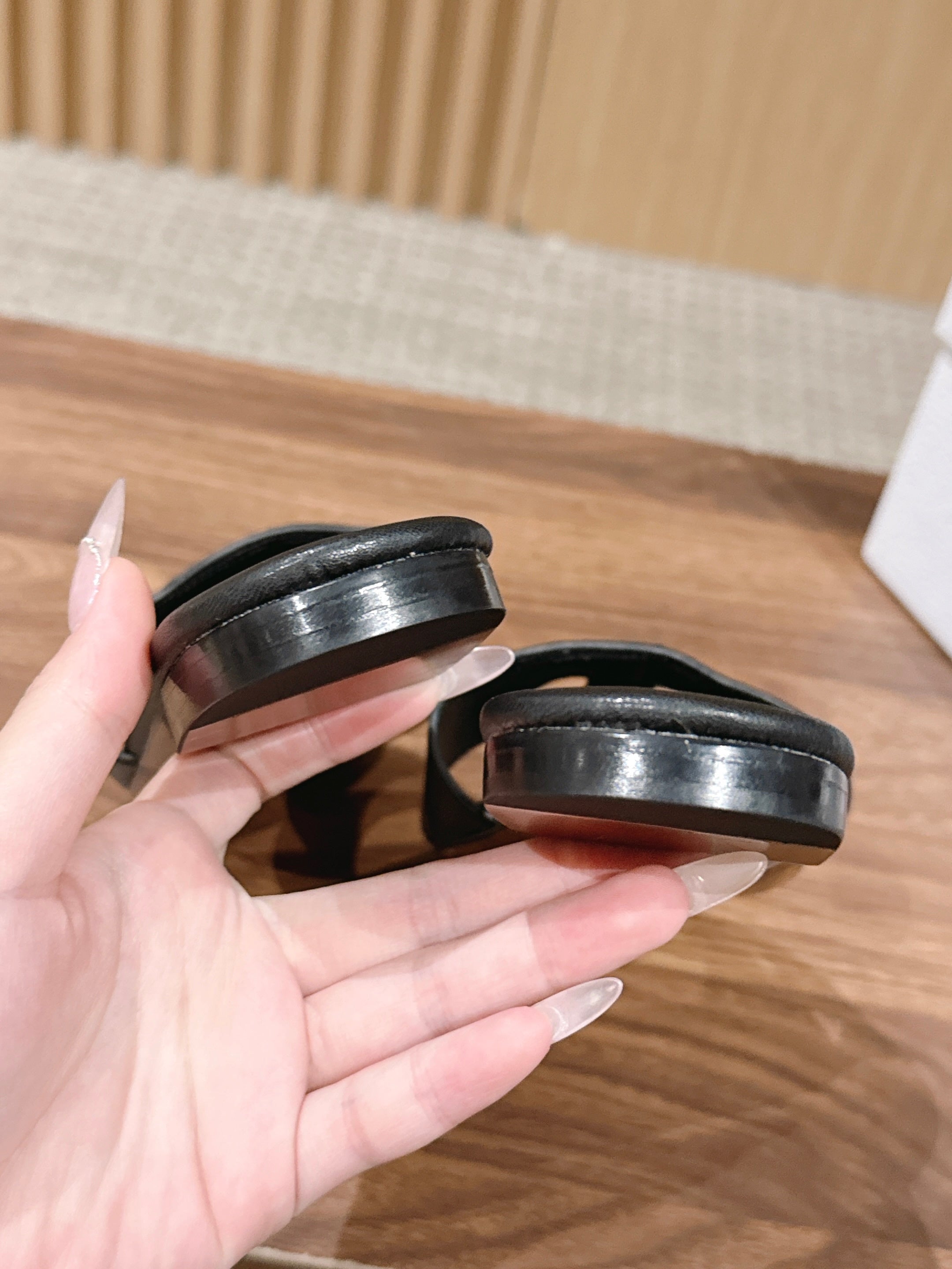 DIOR 26S SLIDE SANDALS IN BLACK CALFSKIN CD LOGO