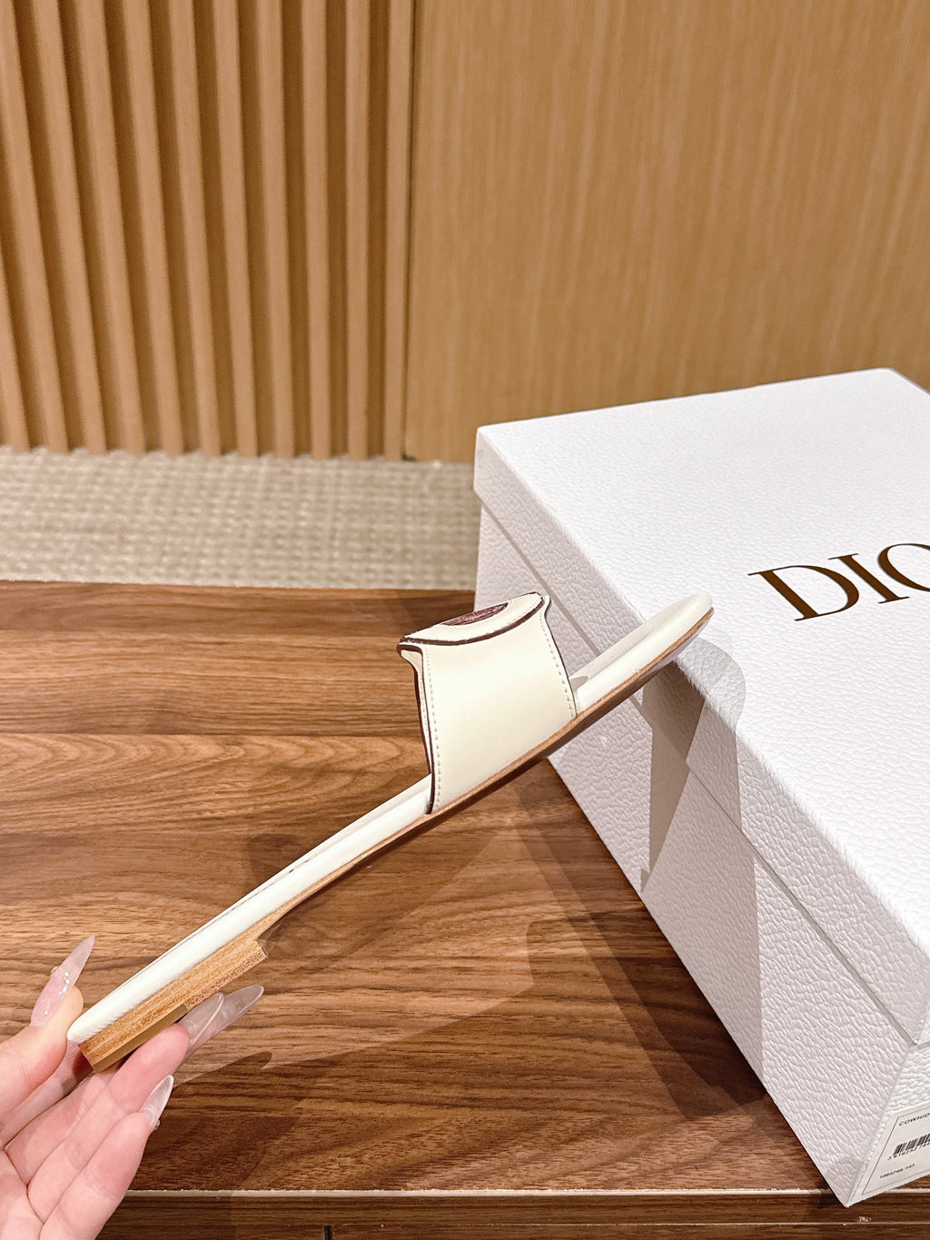 DIOR 26S SLIDE SANDALS IN WHITE CALFSKIN CD LOGO