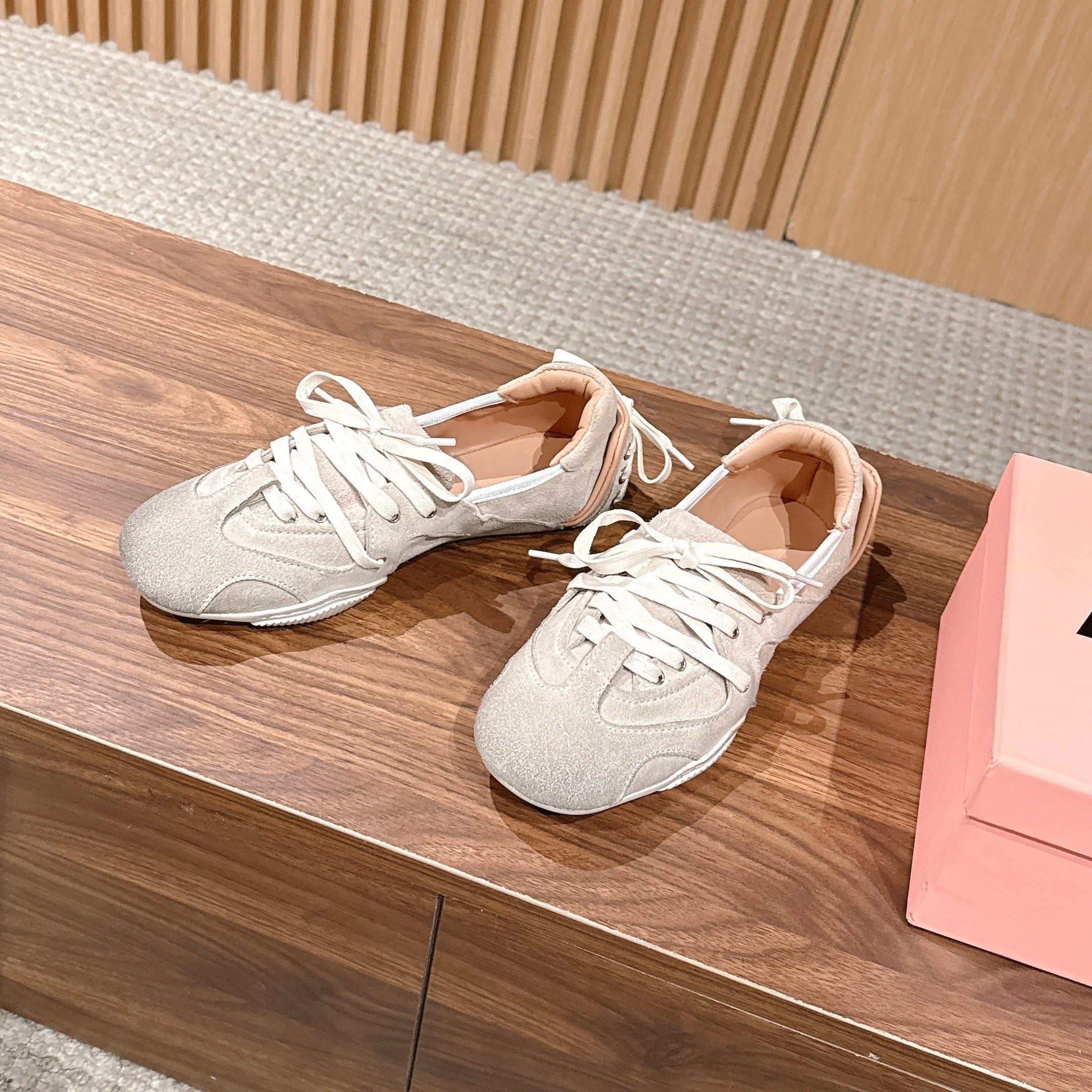 DIOR 26S LOW TOP SNEAKERS IN LIGHT PINK SUEDE
