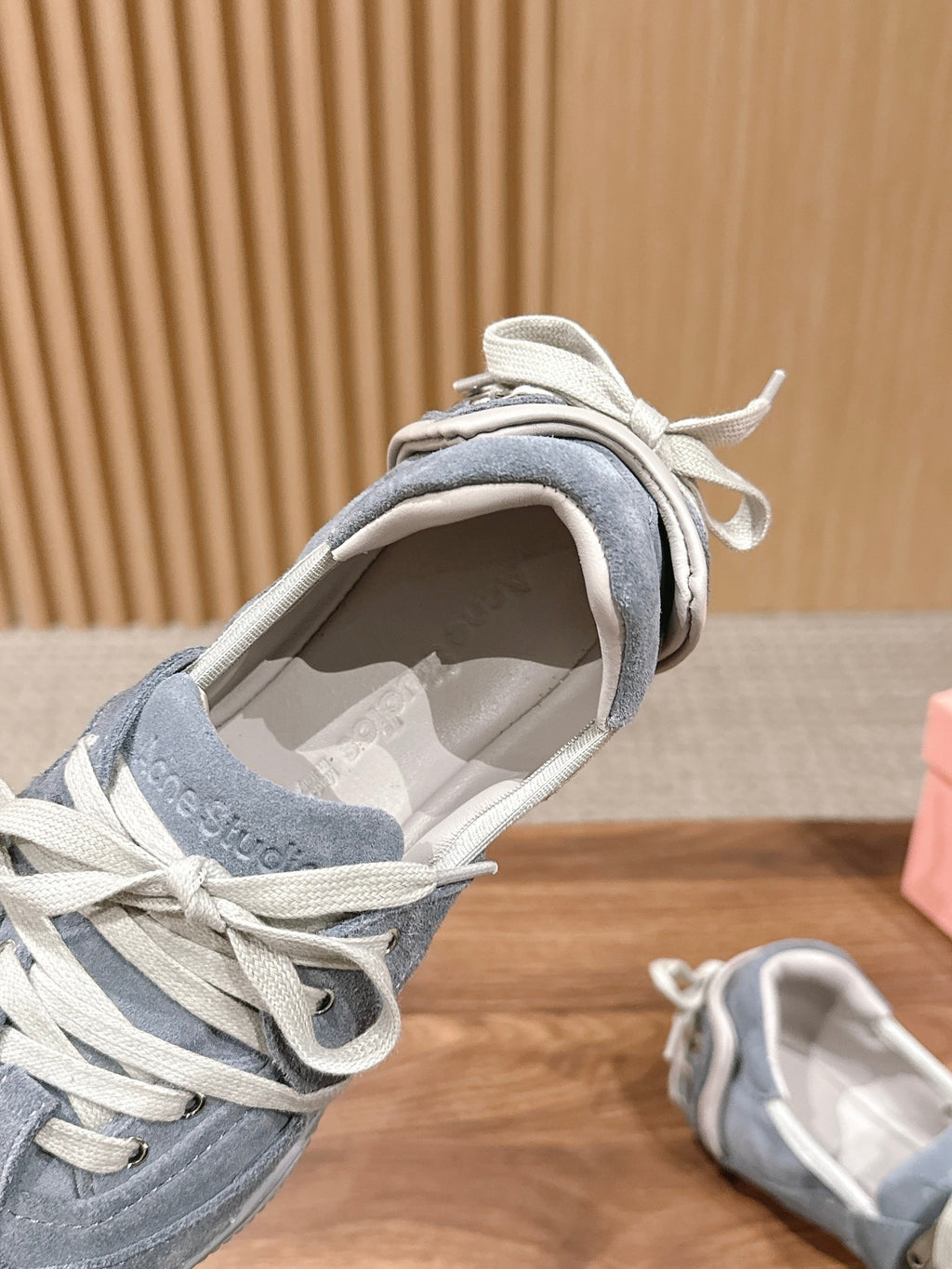 DIOR 26S LOW TOP SNEAKERS IN GREY SUEDE