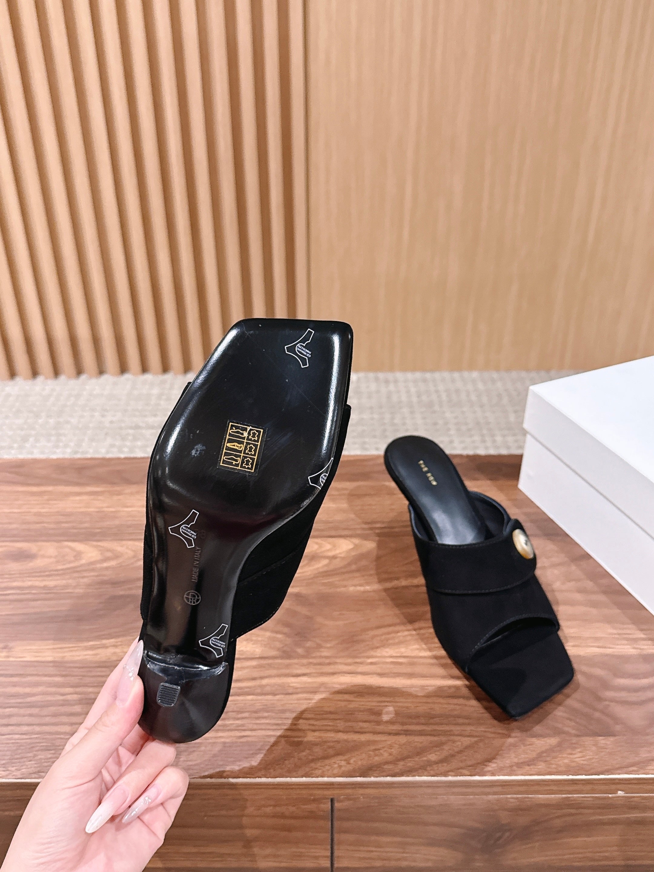 THE ROW 26S BUTTON DETAIL MULE SANDALS IN BLACK SUEDE