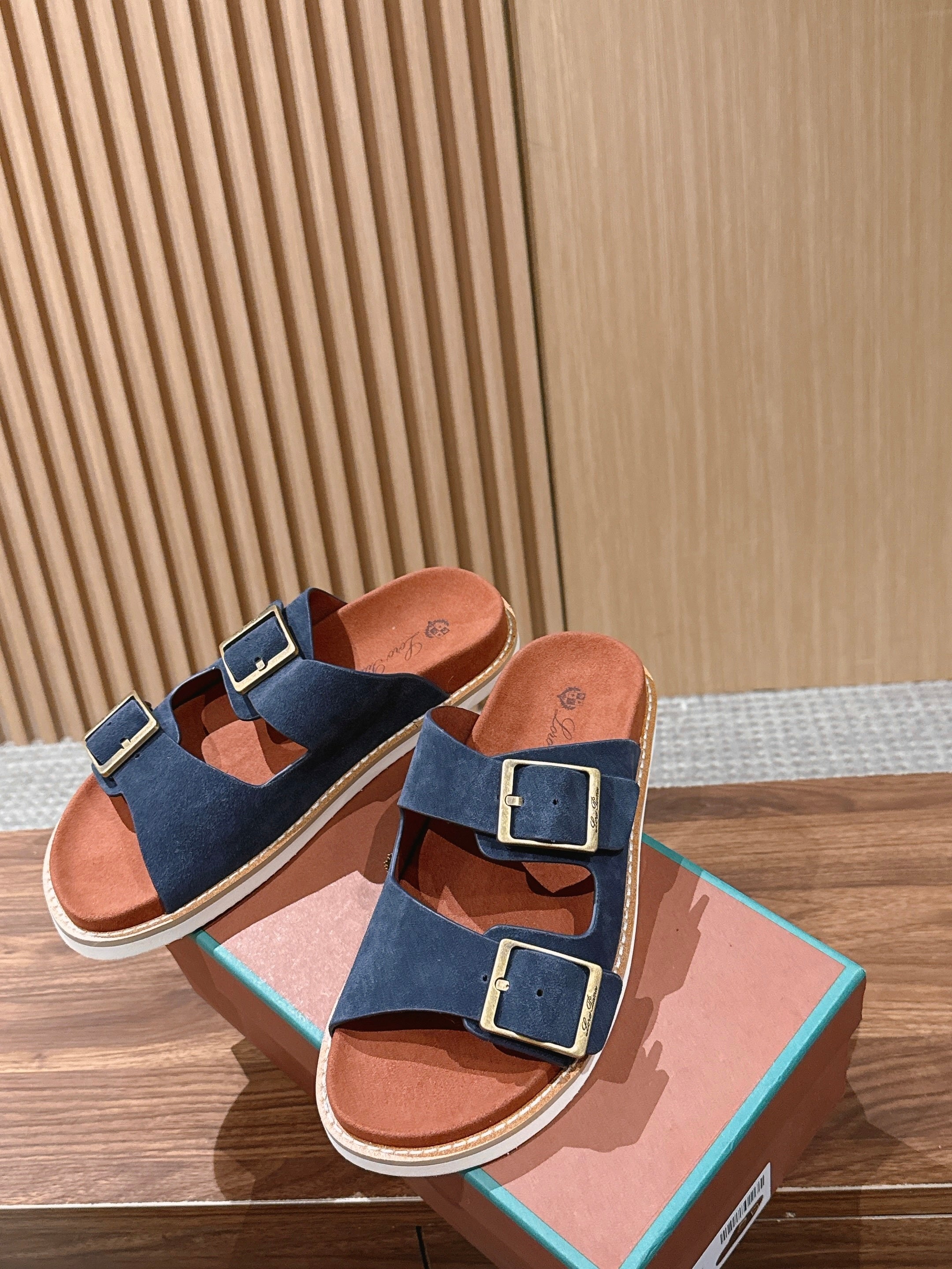 LP 26S DOUBLE BUCKLE SLIDES IN NAVY BLUE SUEDE GOLD HARDWARE