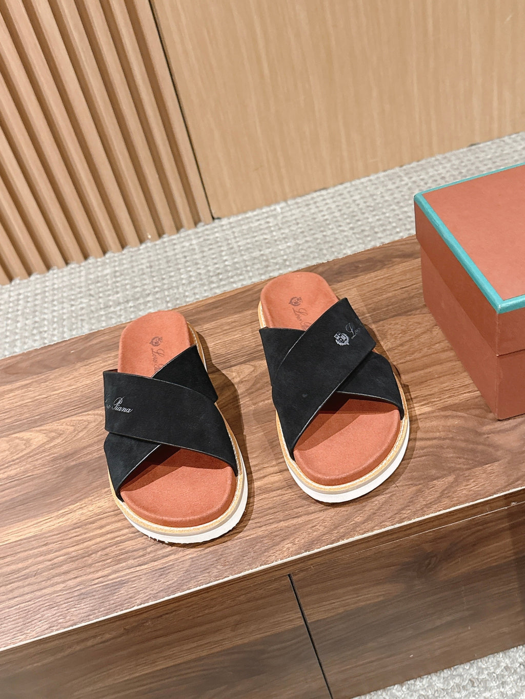 LP 26S CROSS STRAP SLIDES SANDAL IN BLACK SUEDE