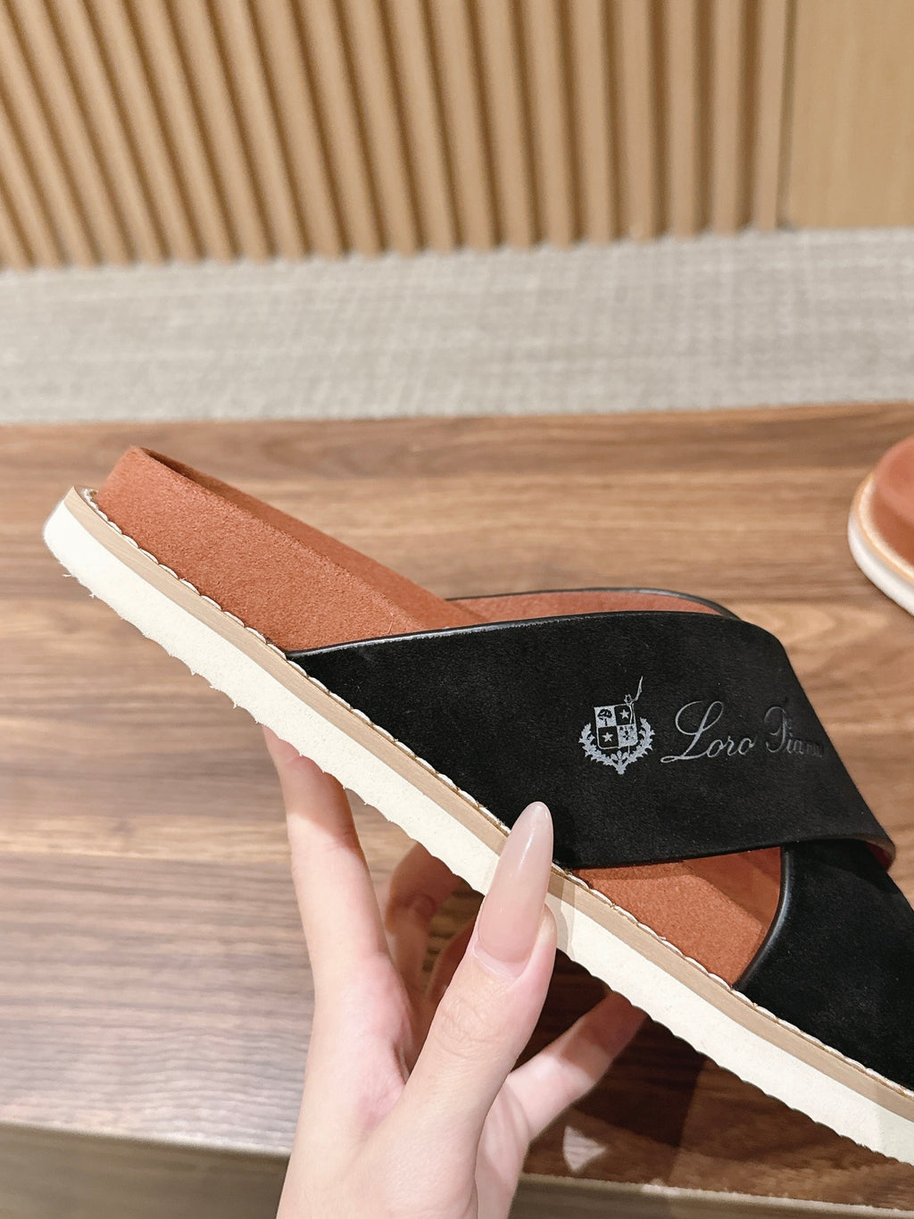 LP 26S CROSS STRAP SLIDES SANDAL IN BLACK SUEDE