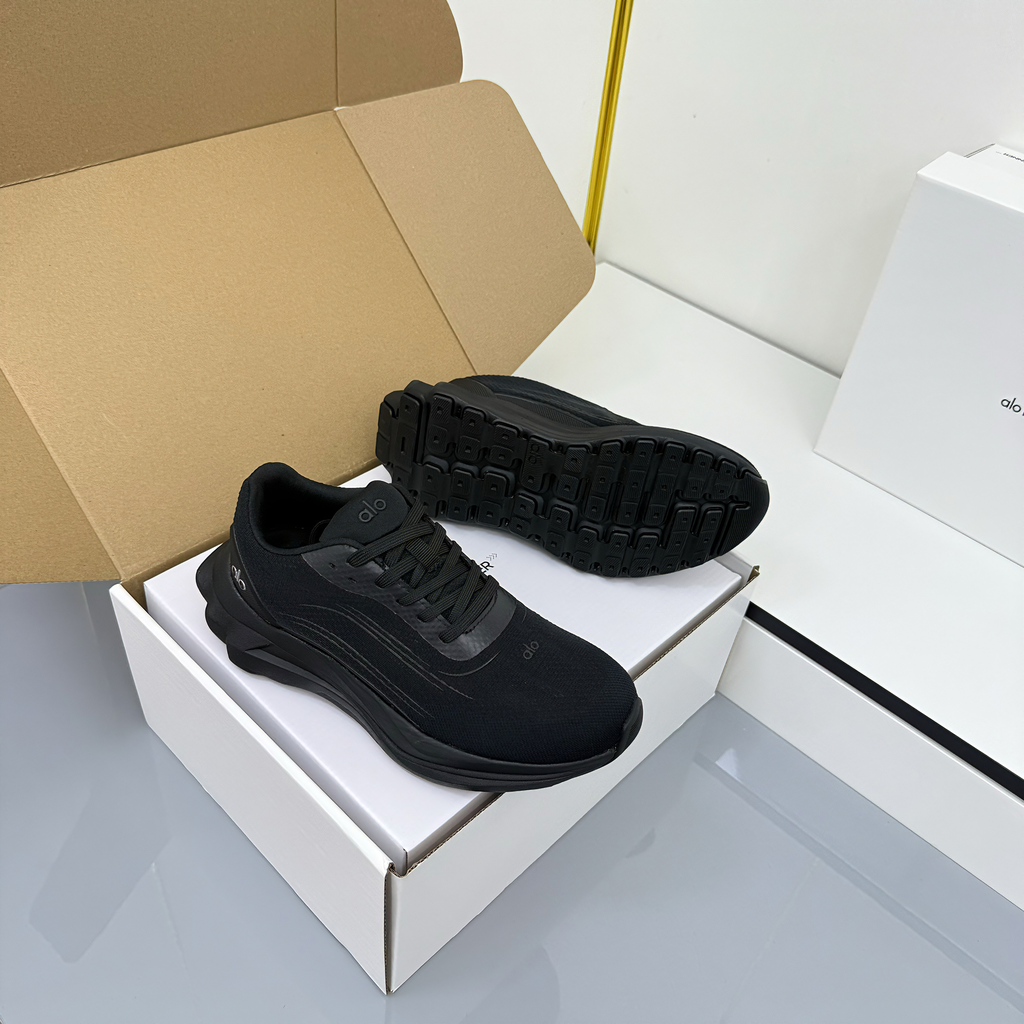 ALO 25S SNEAKER IN BLACK MESH FABRIC