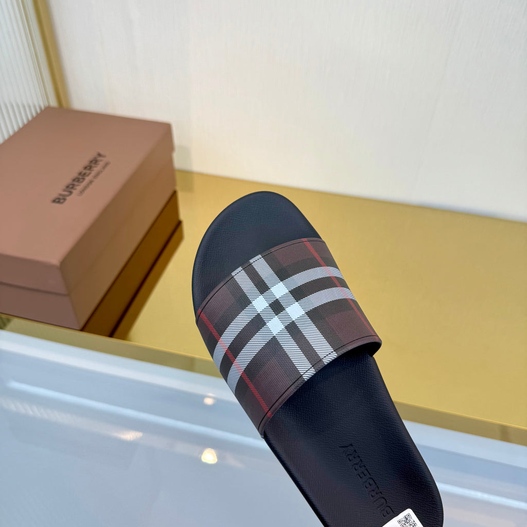 BURBERRY 26S SLIDES SANDAL IN DARK BROWN AND BLACK CALFSKIN