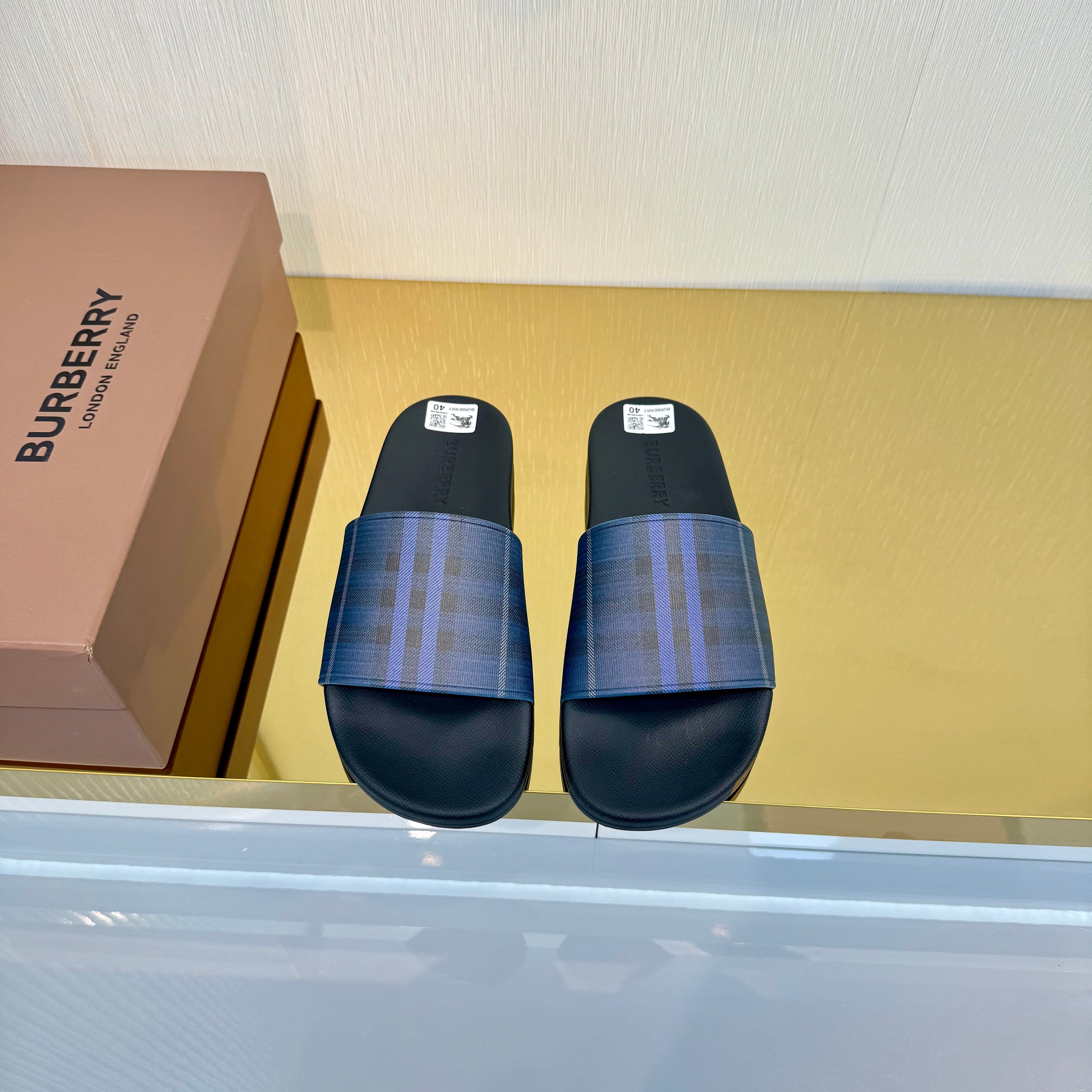 BURBERRY 26S SLIDES SANDAL IN BLUE CALFSKIN