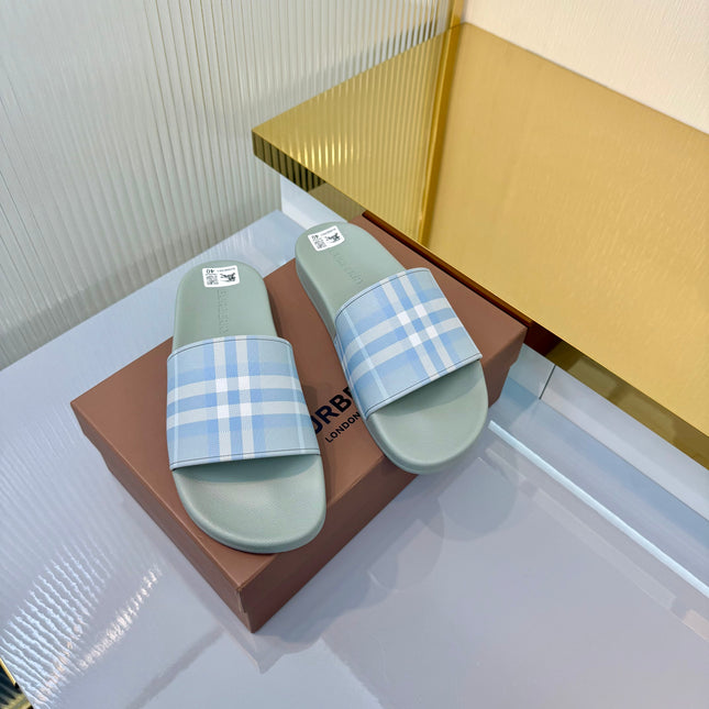 BURBERRY 26S SLIDES SANDAL IN SEAFOAM GREEN CALFSKIN