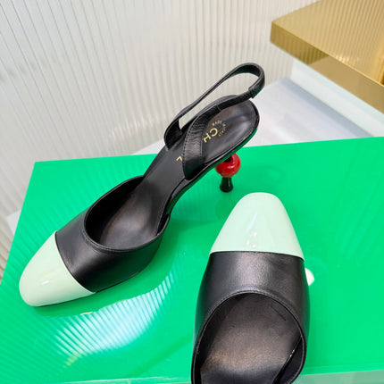 CHANEL 26S SLINGBACK POINTED-TOE HEELS 95 MM IN BLACK LAMBSKIN WITH PASTEL GREEN CAP TOE
