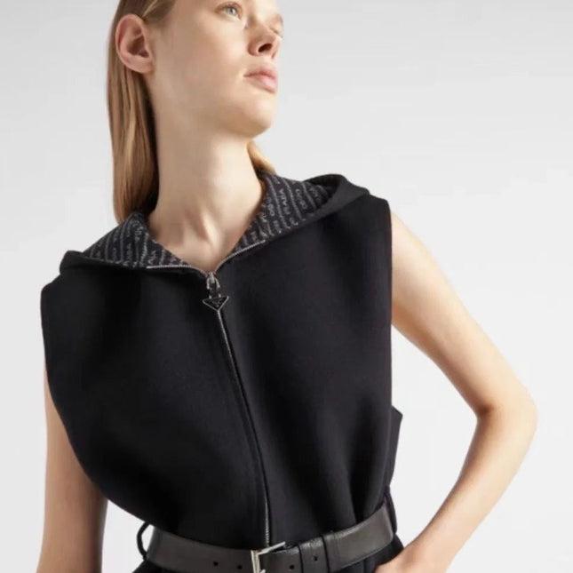 PRADA 25S WOOL VEST COAT 477