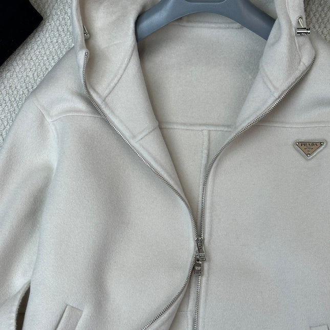 PRADA 25S COAT 472