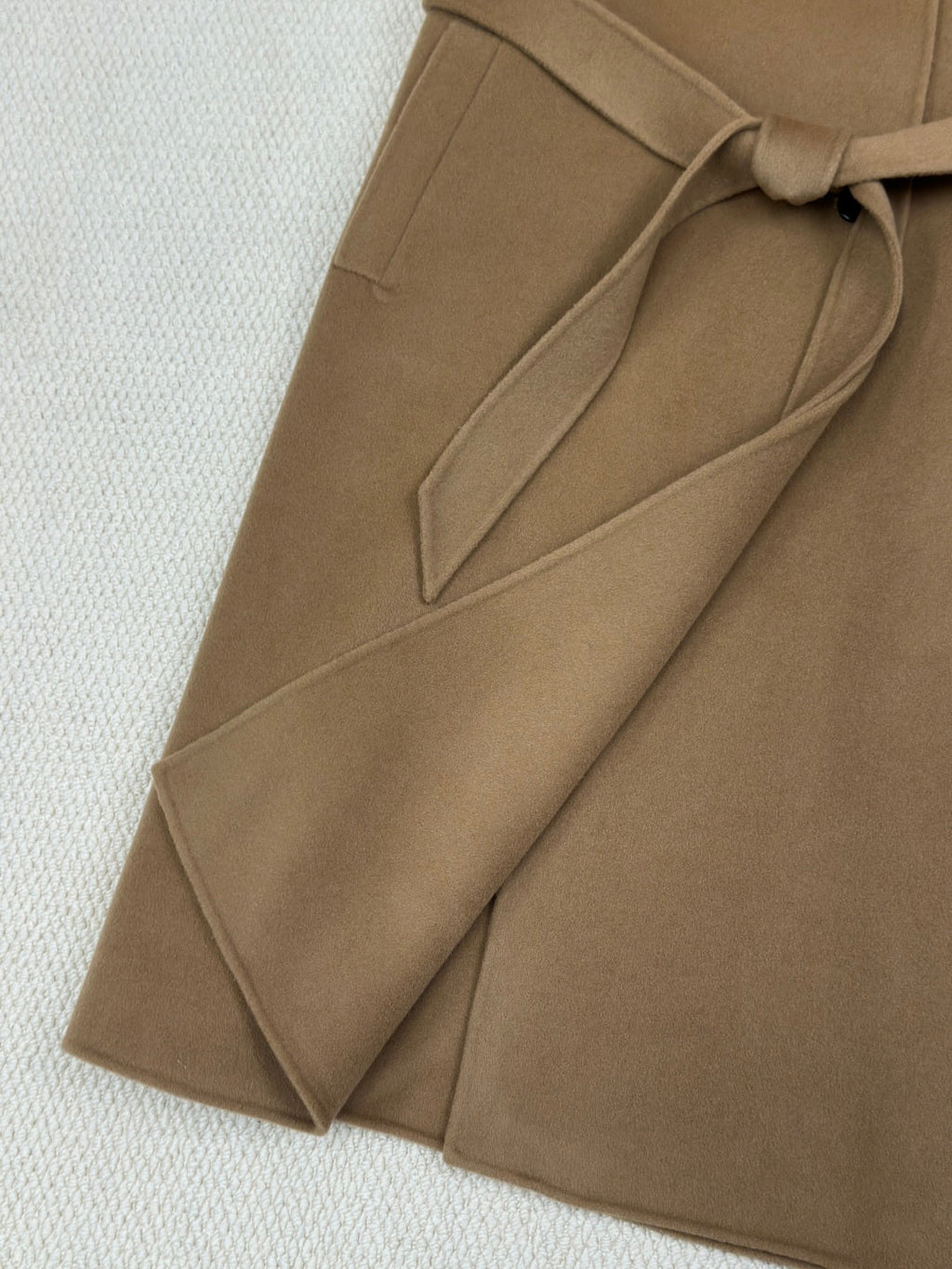 HERMES 25S LONG SLEEVELESS CASHMERE VEST 189