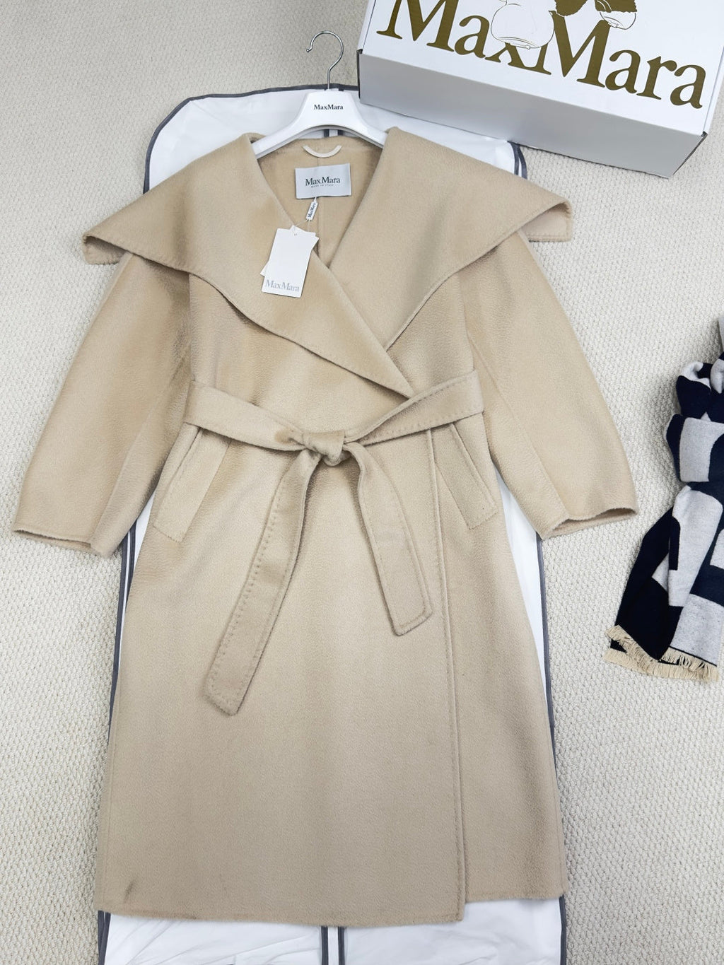 MAX MARA 25S LONG COAT 192