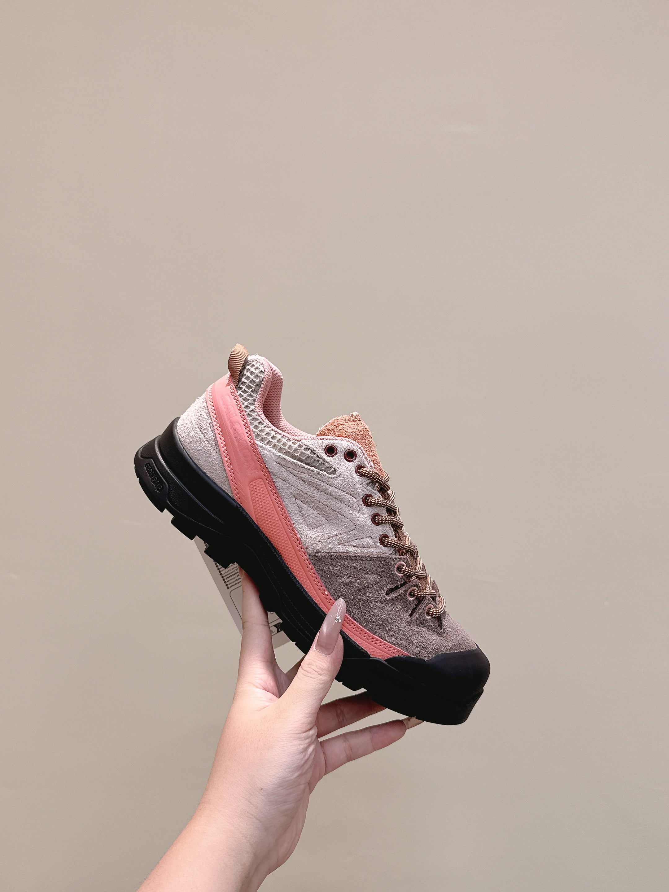 ALO 25S SALOMON X-ALP LTR SNEAKER IN MAUVE PINK SUEDE