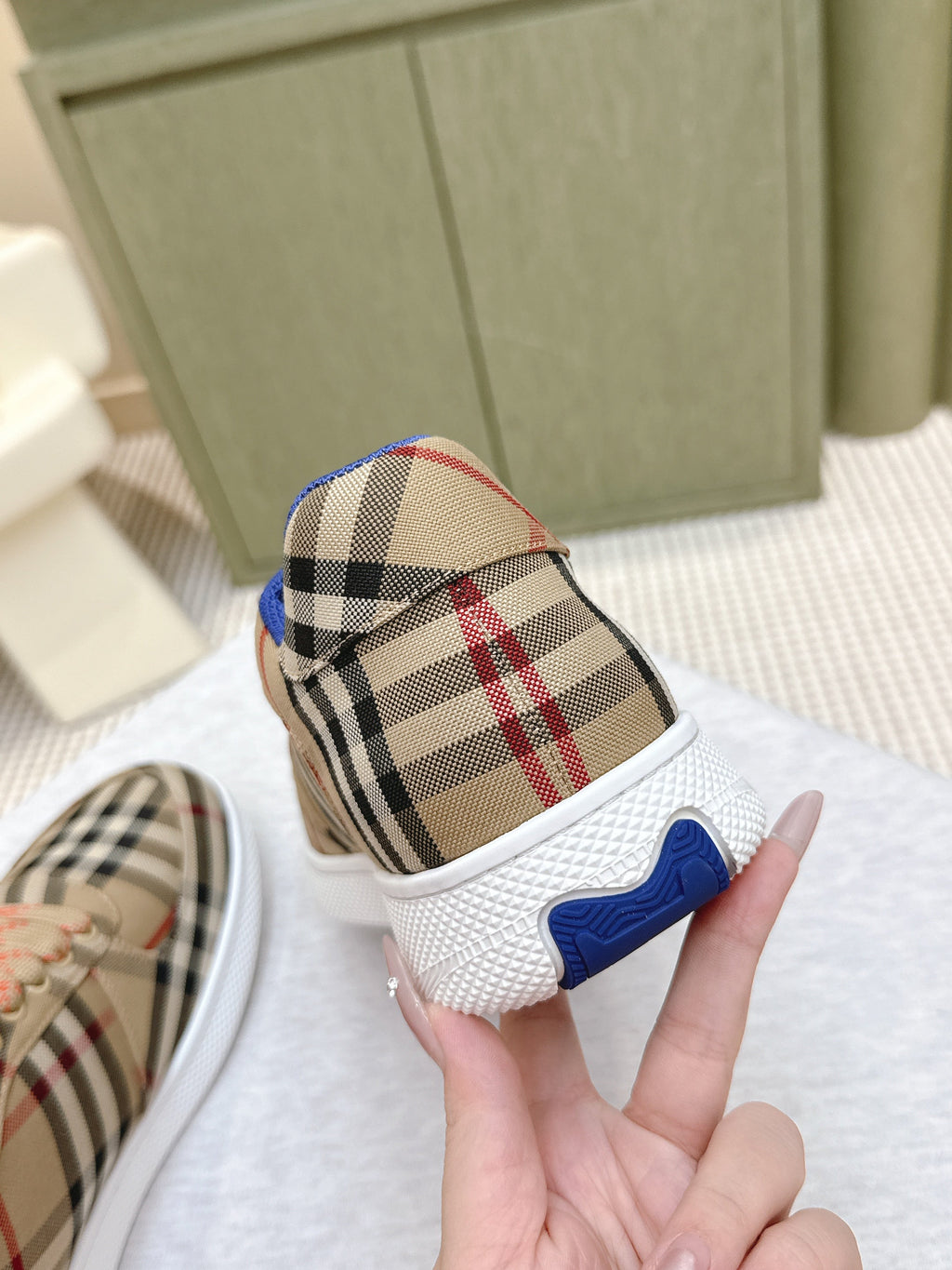 BURBERRY 26S PLAID TERRACE SNEAKERS IN LIGHT BROWN CANVAS STYLE 13