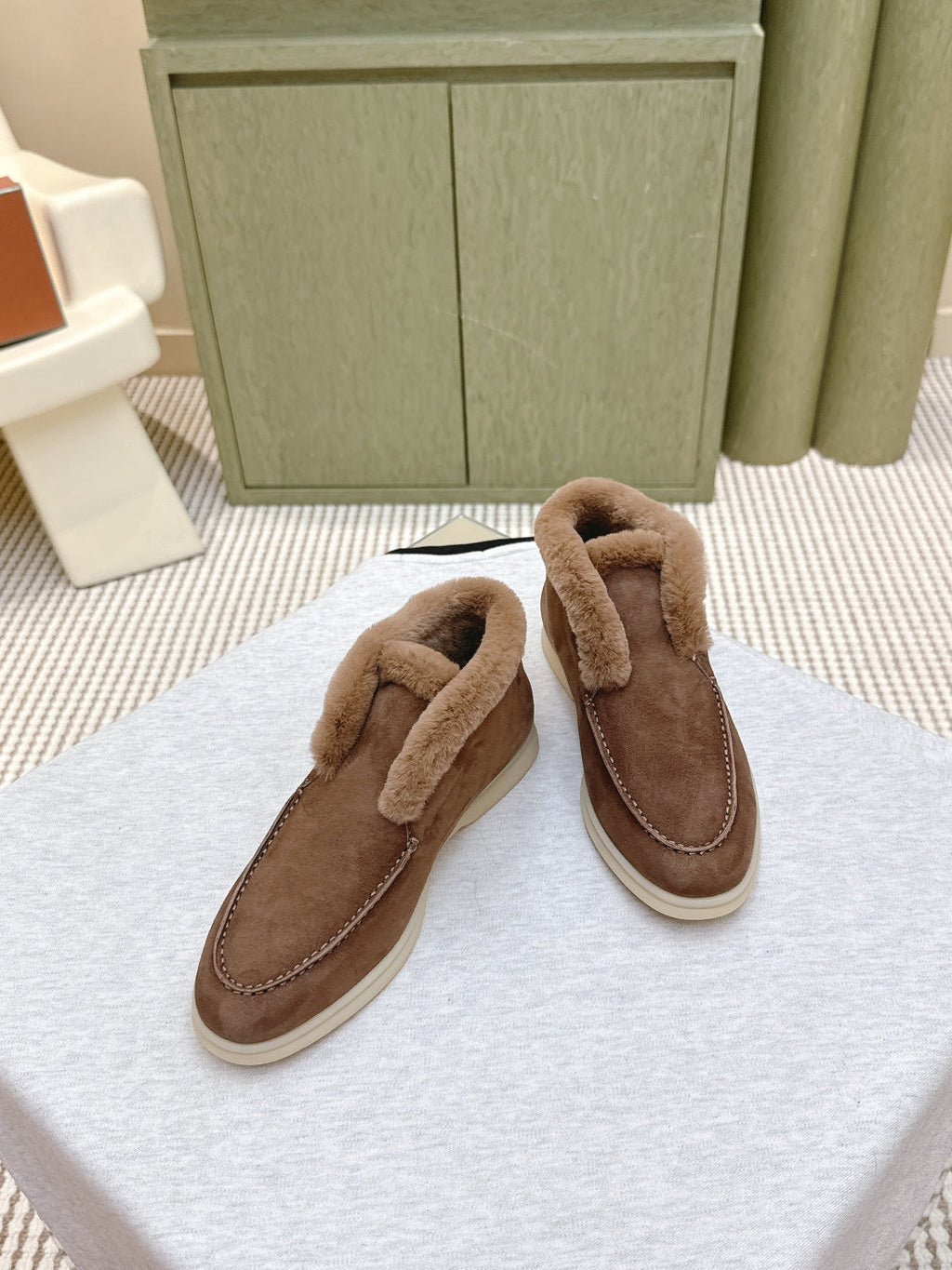 LP 25S SUMMER CHARMS WALK LOAFERS IN BROWN SUEDE AND FLEECE