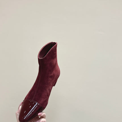 ALAIA 26S ANKLE BOOTS IN DARK RED SUEDE AND GLOSSY CALFSKIN