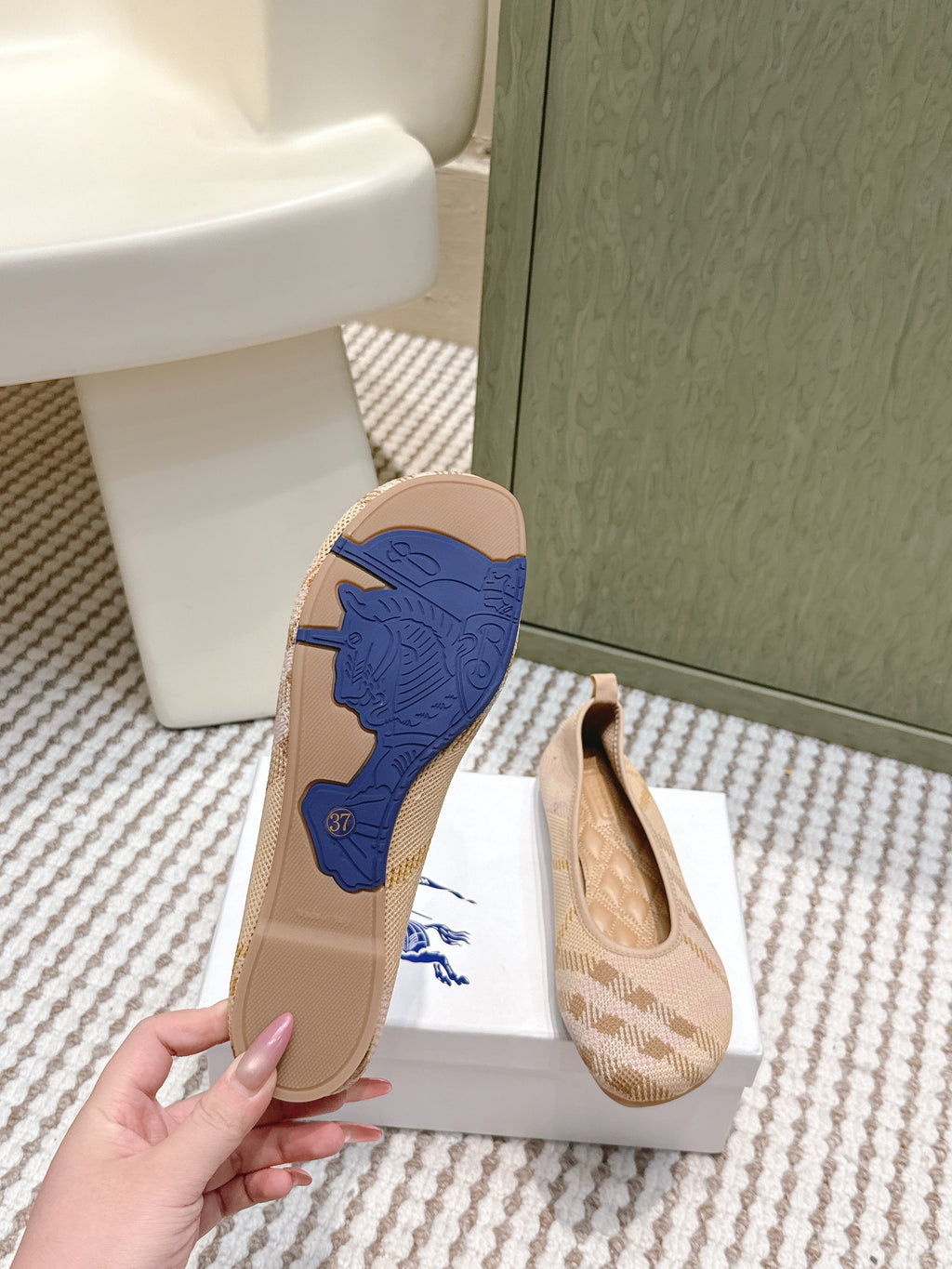 BURBERRY 26S BALLET FLATS IN BEIGE KNIT