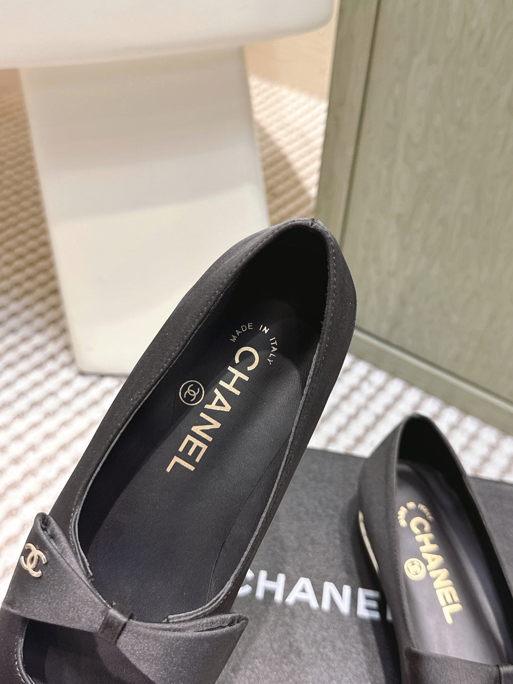 CHANEL 25S MARY JANE BALLET FLATS IN BLACK SILK WITH BOW