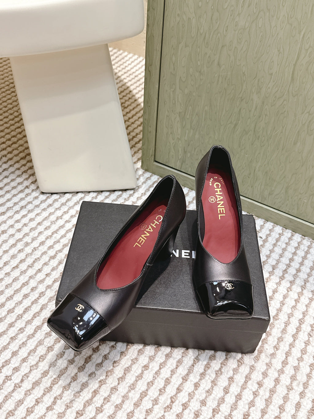 CHANEL 25S SQUARE-TOE HIGH HEELS 90MM IN BLACK CALFSKIN