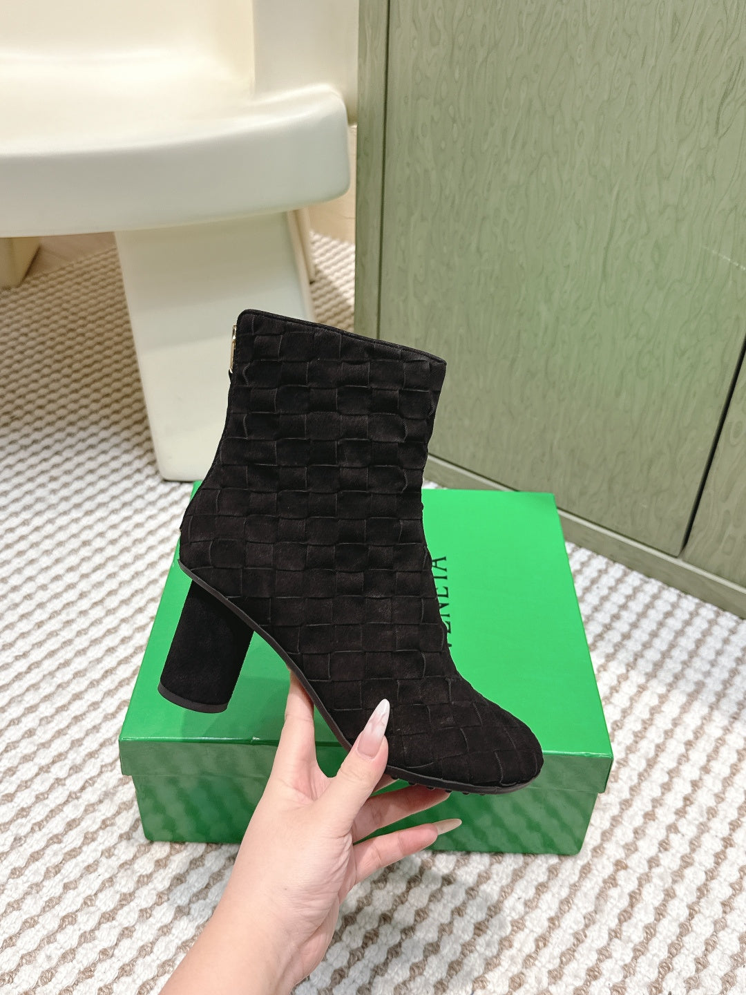BOTTEGA VENETA 26S INTRECCIATO BOOTS 70 MM IN BLACK SUEDE