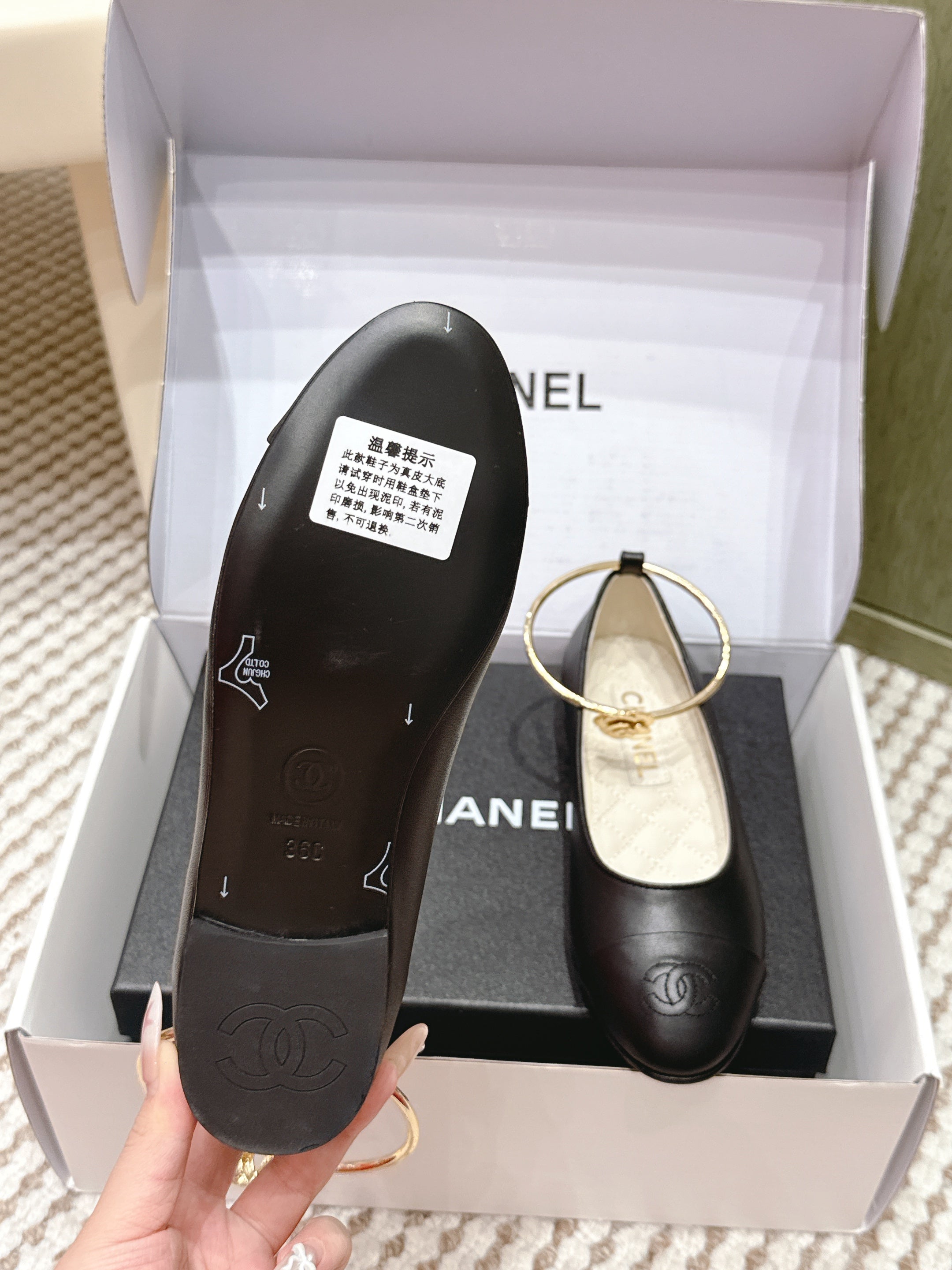 CHANEL 25S BALLERINA SHOES IN BLACK CALFSKIN GOLD HARDWARE