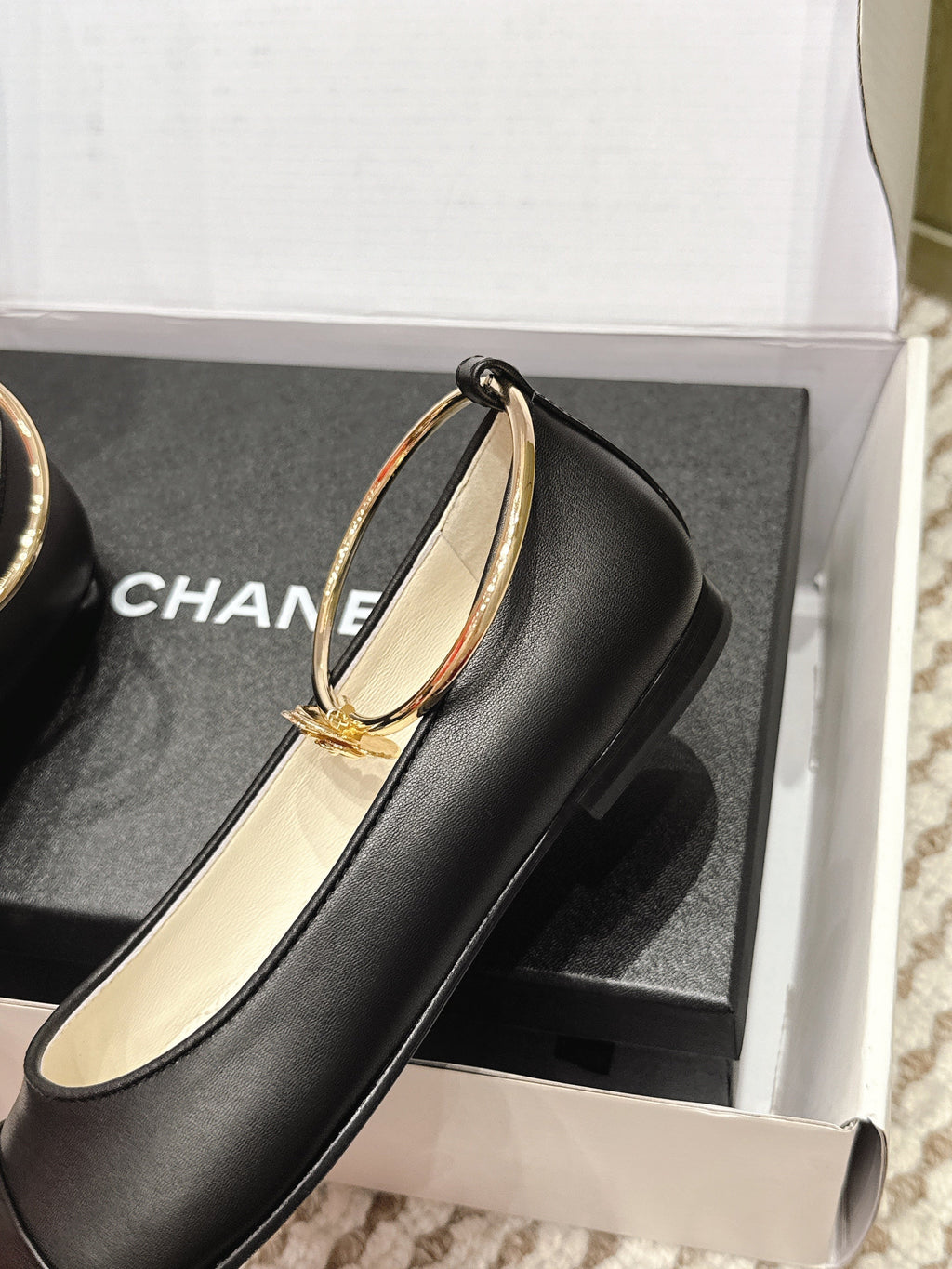 CHANEL 25S BALLERINA SHOES IN BLACK CALFSKIN GOLD HARDWARE