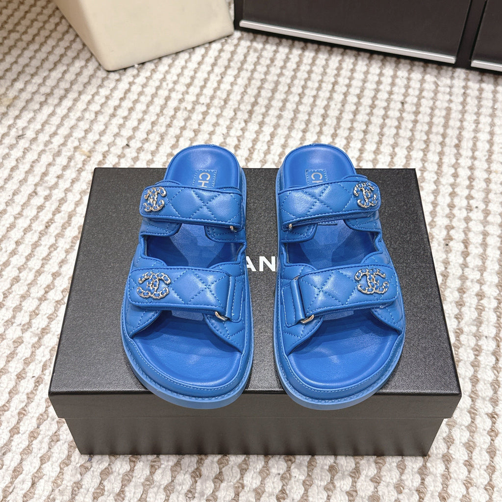 CHANEL 26S SANDALS IN BLUE CALFSKIN