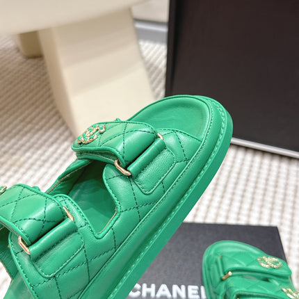 CHANEL 26S SANDALS IN GREEN CALFSKIN