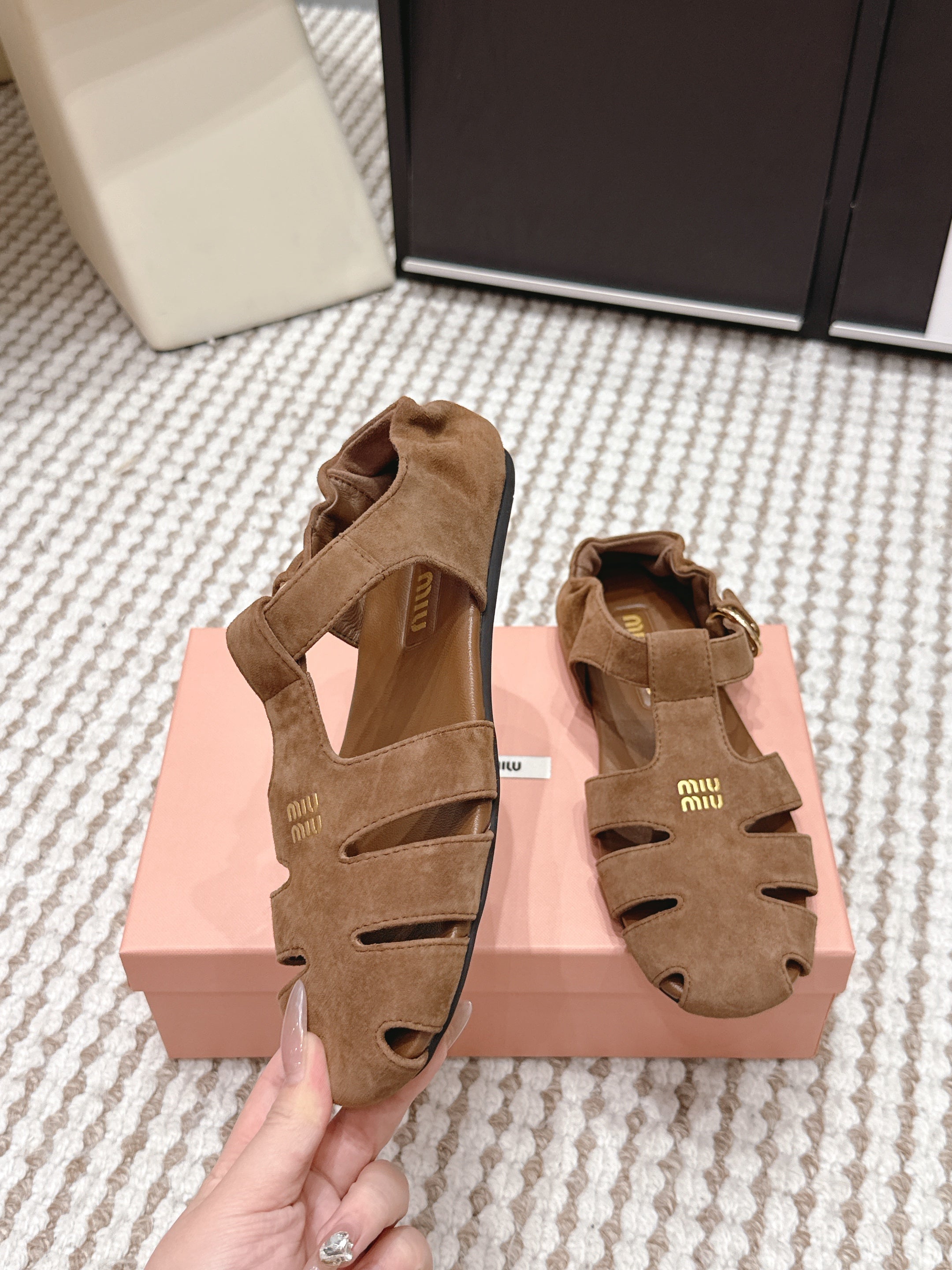 MIUMIU 26S RUCHES FISHERMAN SANDALS IN BROWN SUEDE GOLD HARDWARE