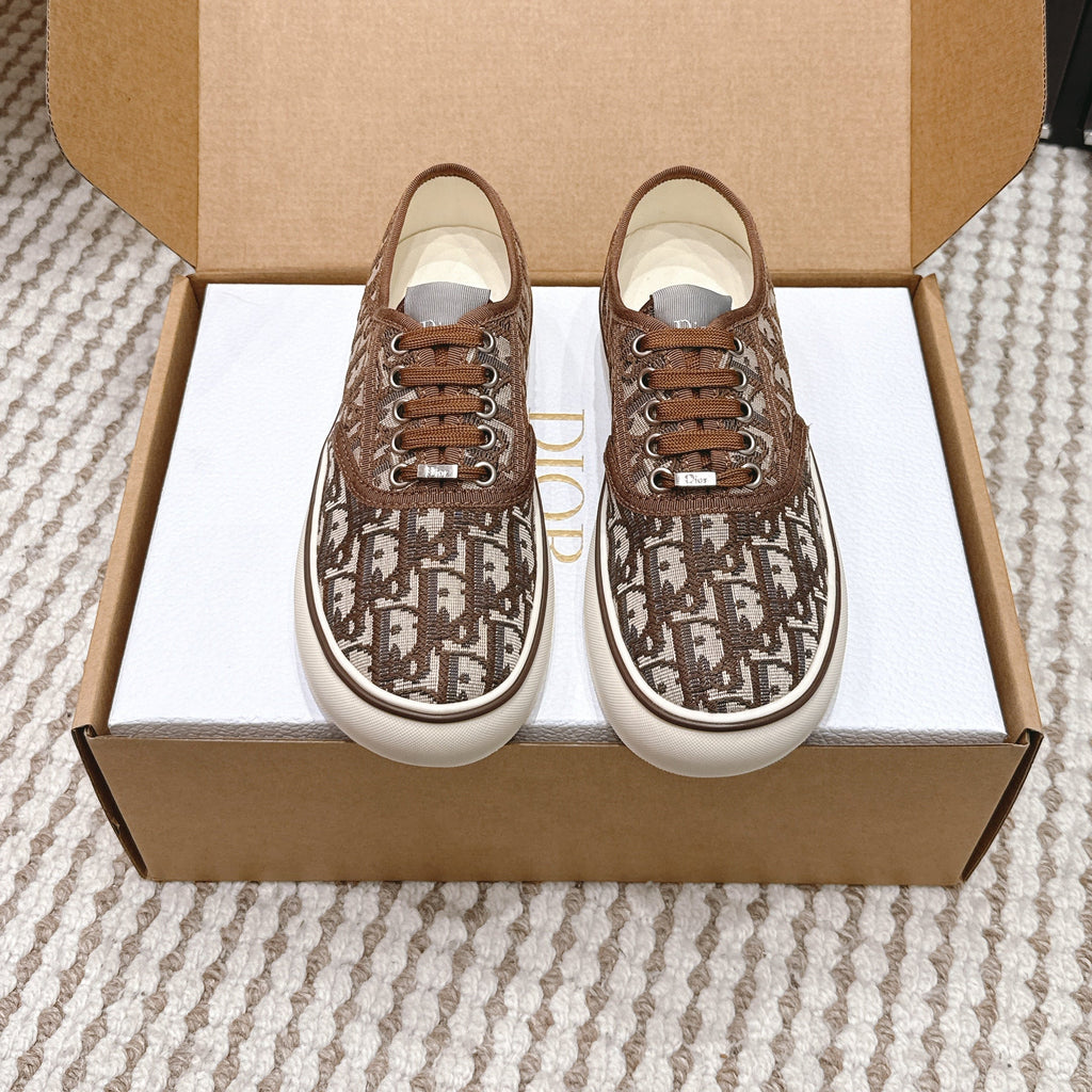 DIOR 26S SALTWIND SNEAKER IN BROWN FABRIC STYLE 6