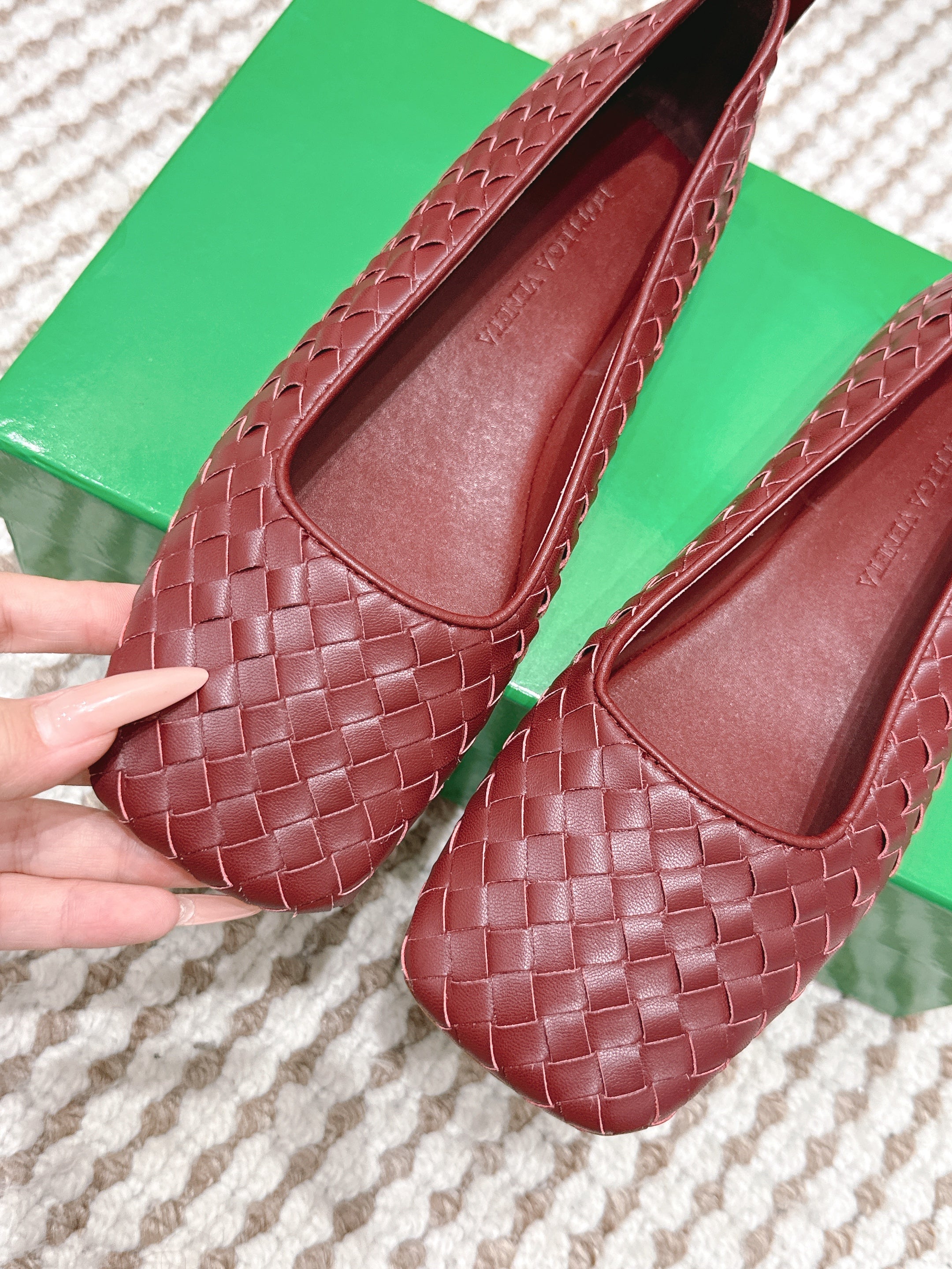BOTTEGA VENETA 26S SQUARE-TOE FLATS IN RED TECHNICAL WOVEN LAMBSKIN