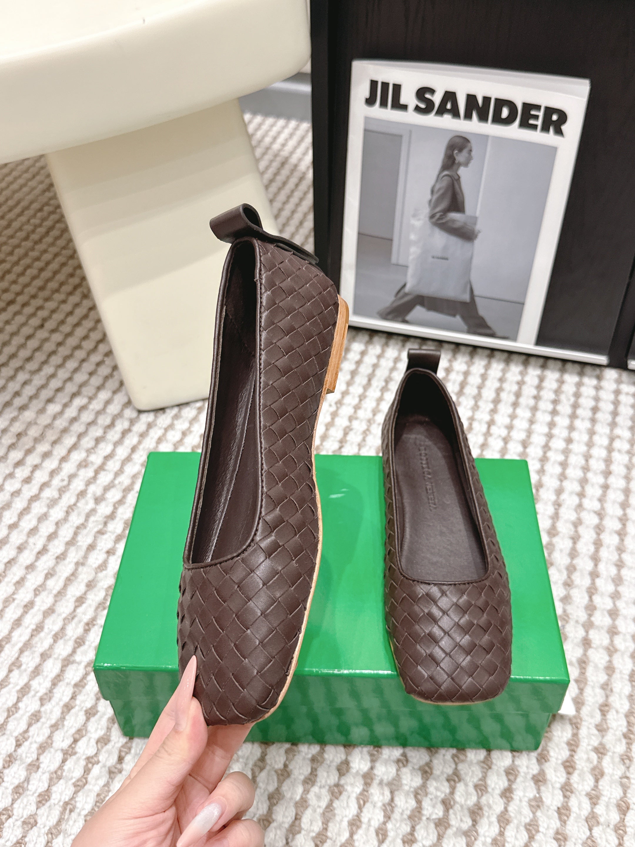 BOTTEGA VENETA 26S SQUARE-TOE FLATS IN DARK BROWN TECHNICAL WOVEN LAMBSKIN