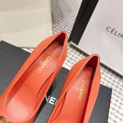 CHANEL 26S HIGH HEELS 95 MM IN ORANGE CALFSKIN WITH GOLD-TONE CC LOGO