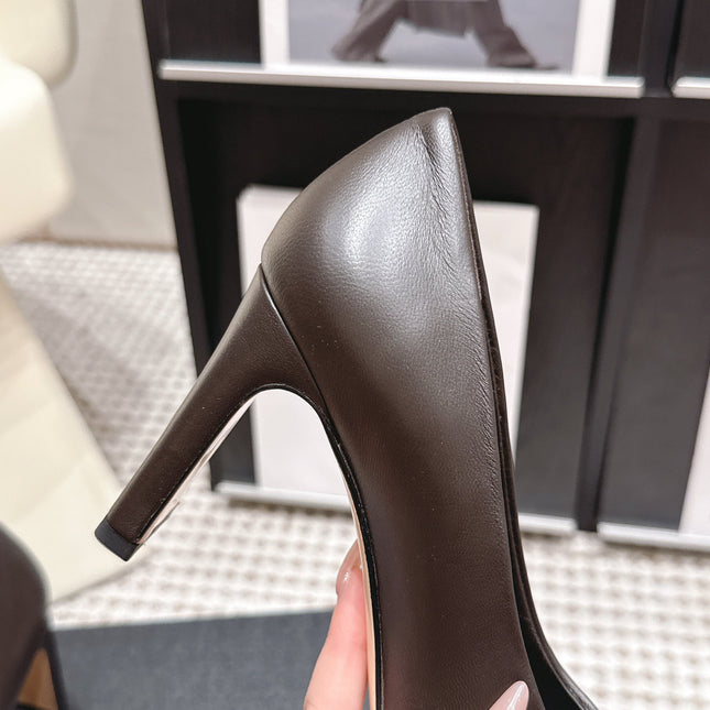 CHANEL 26S HIGH HEELS 95 MM IN DARK BROWN CALFSKIN WITH GOLD-TONE CC LOGO
