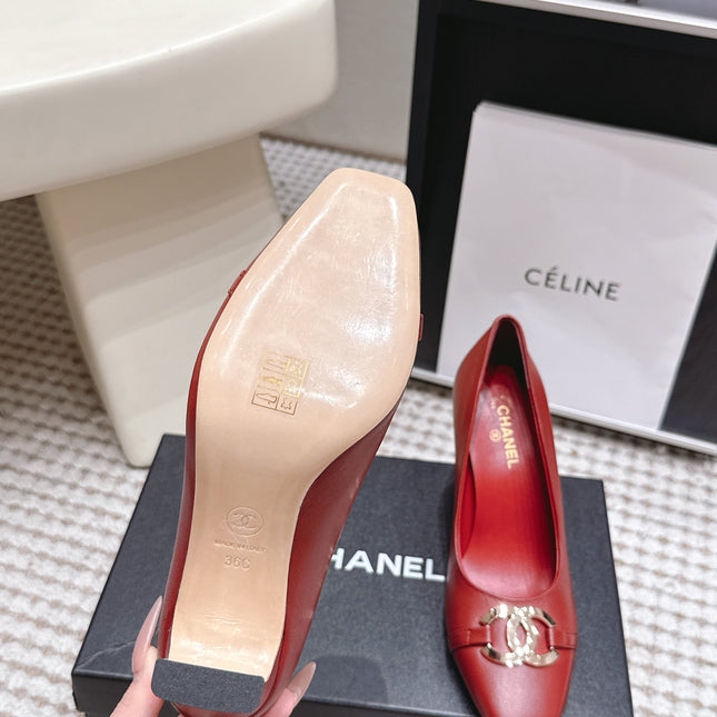 CHANEL 26S HIGH HEELS 95 MM IN RED CALFSKIN WITH GOLD-TONE CC LOGO
