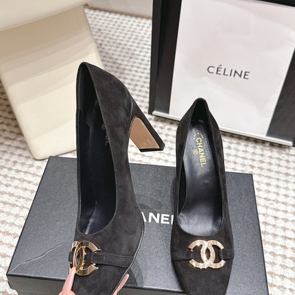 CHANEL 26S HIGH HEELS 95 MM IN BLACK SUEDE WITH GOLD-TONE CC LOGO